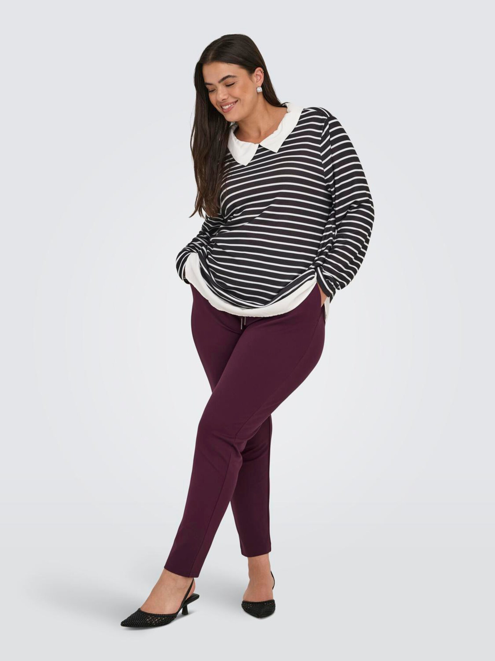 ONLY CARMAKOMA Jogger Pants - port royale