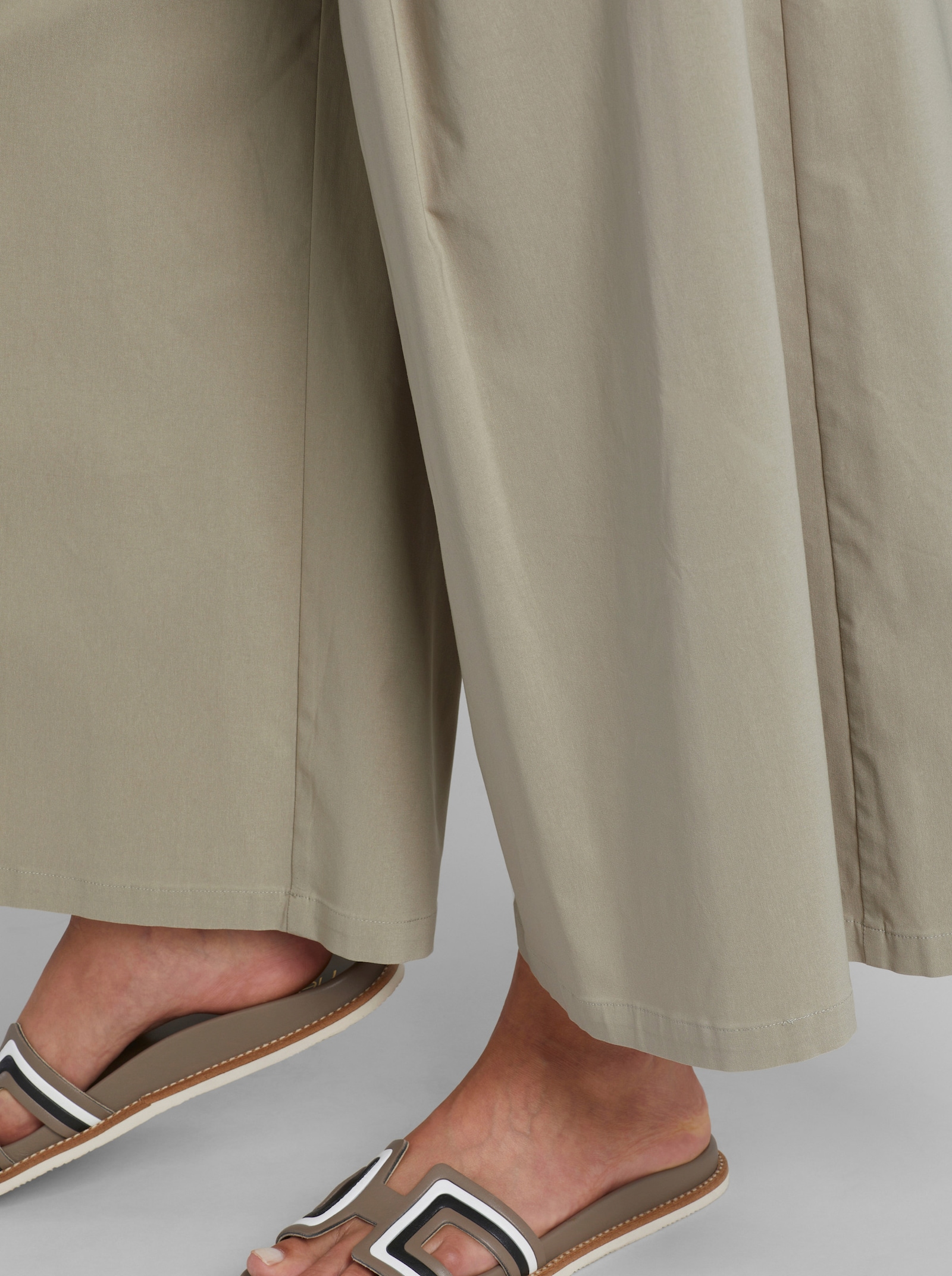 heine Hosen mit extraweitem Bein - schlamm