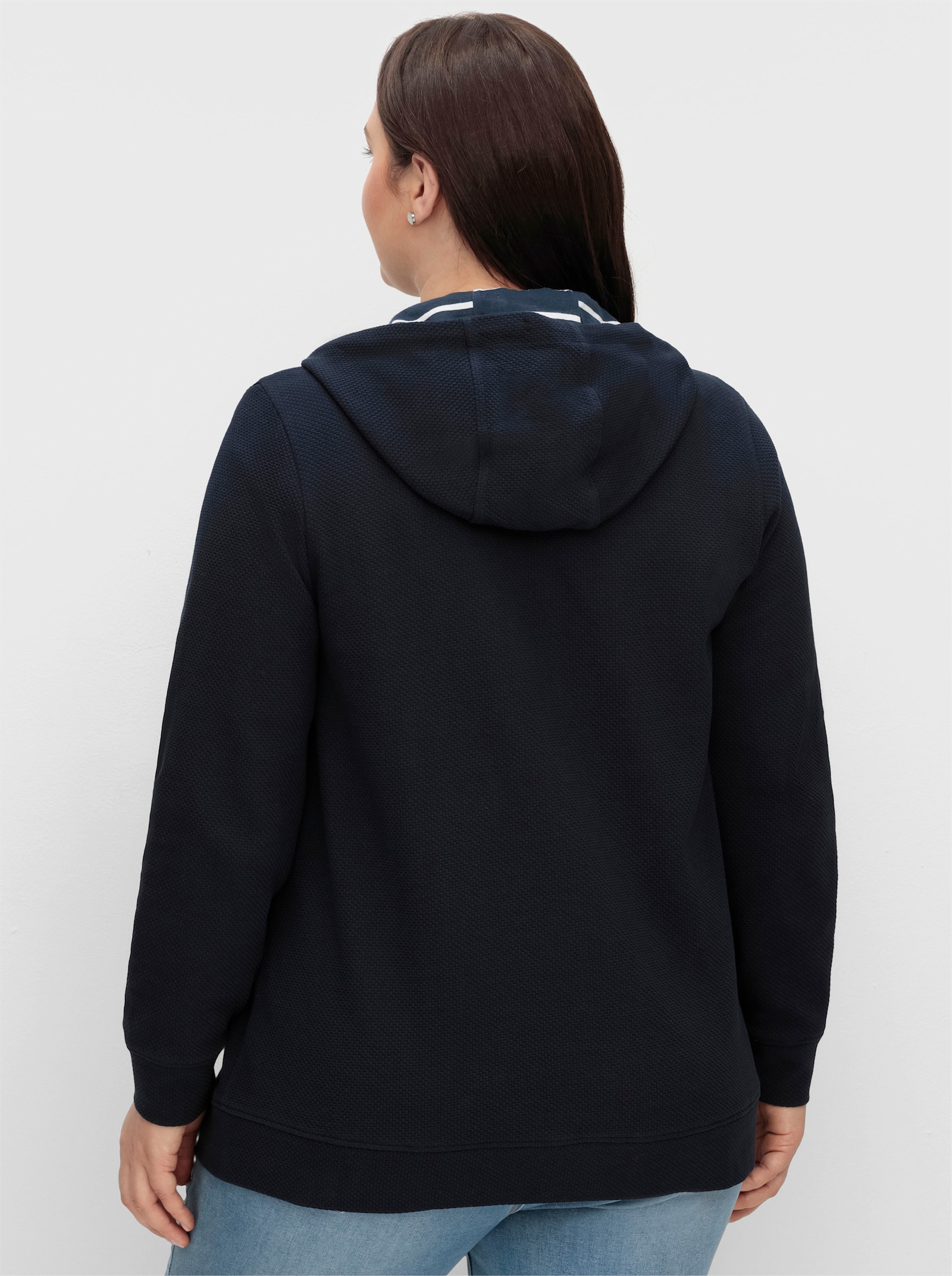 sheego Sweatjacke in Waffelpiqué-Struktur - nachtblau