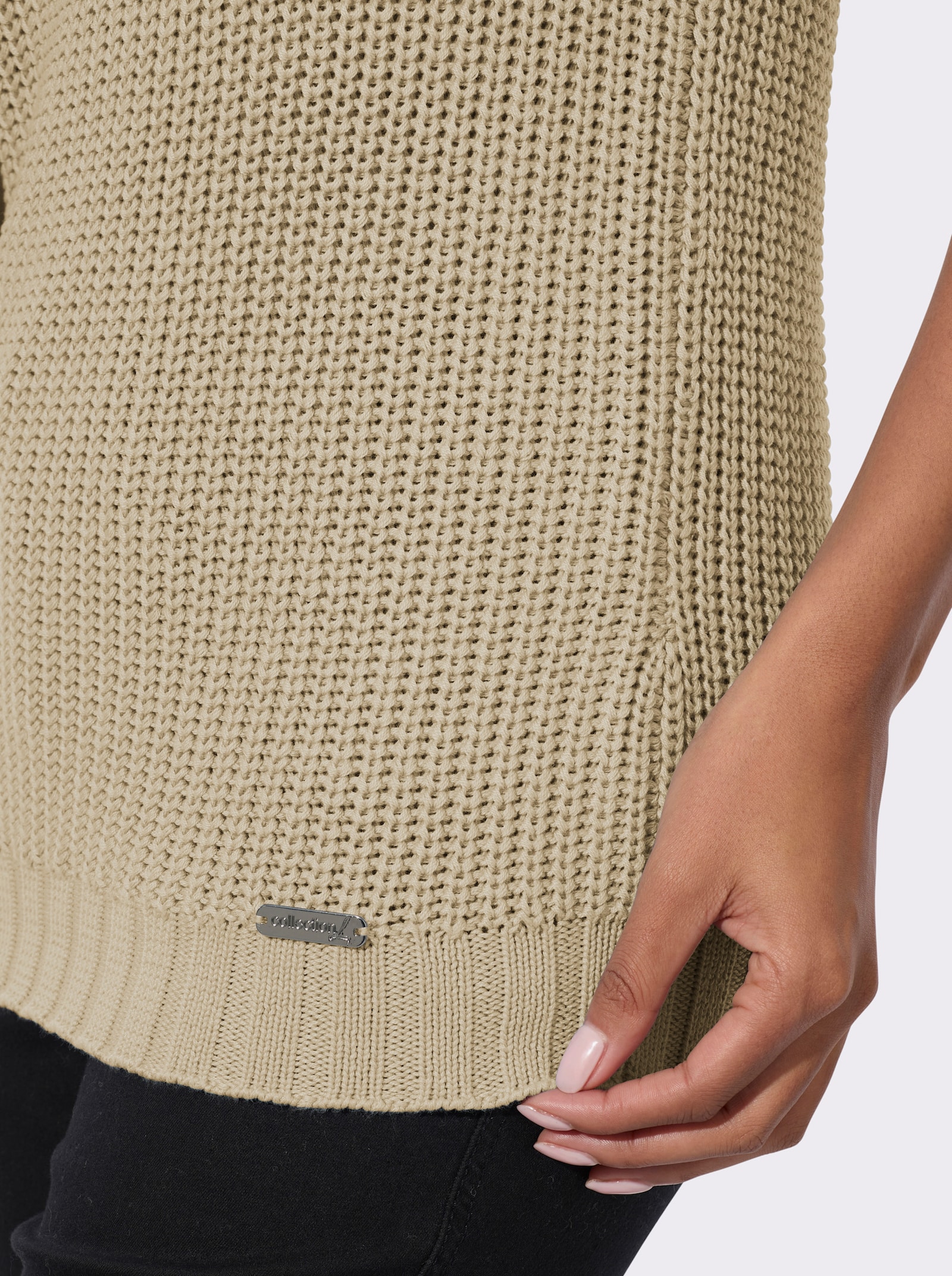 Kurzarmpullover mit Strickmuster - sand
