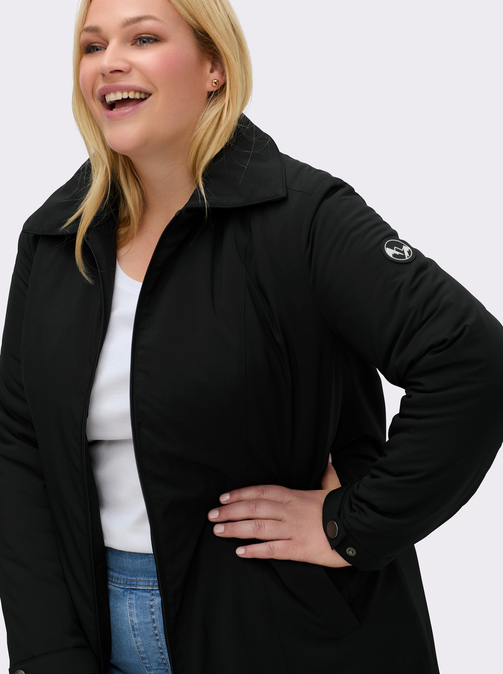 sheego Winterjacke in leichter A-Linie - schwarz