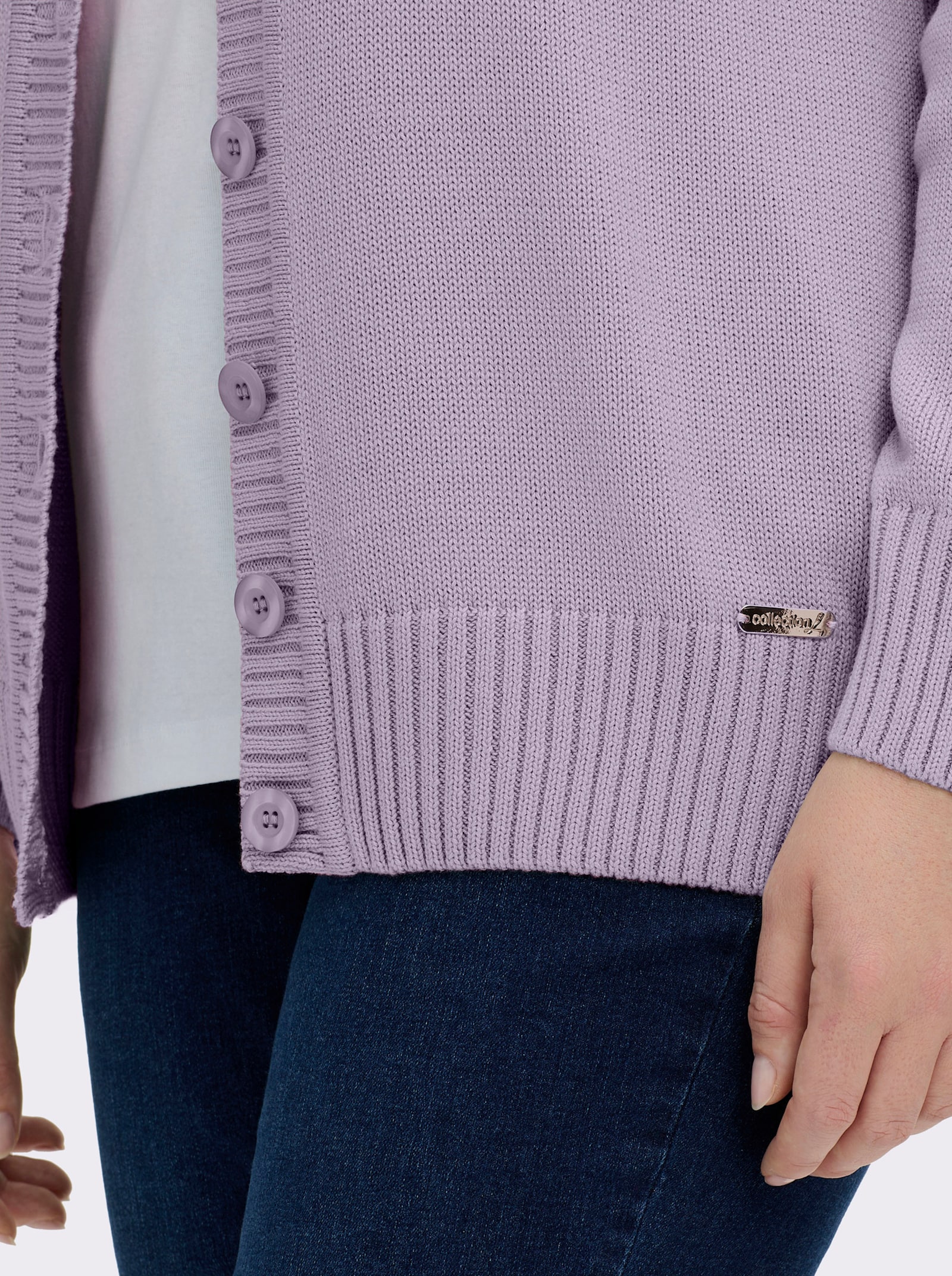 Strickjacke mit farblich abgestimmten Knöpfen - flieder