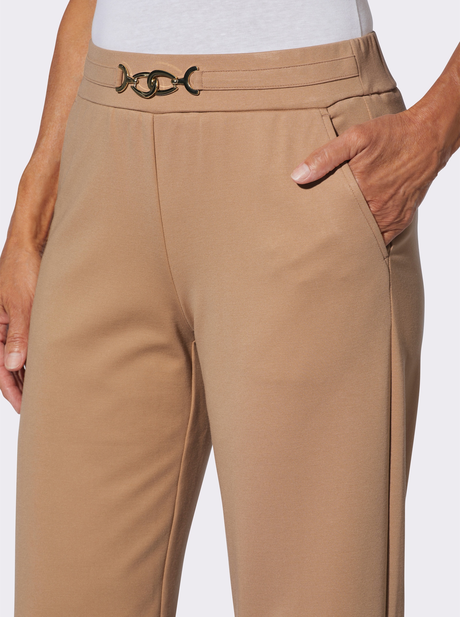 Schlupfhose mit Zierschnalle - camel
