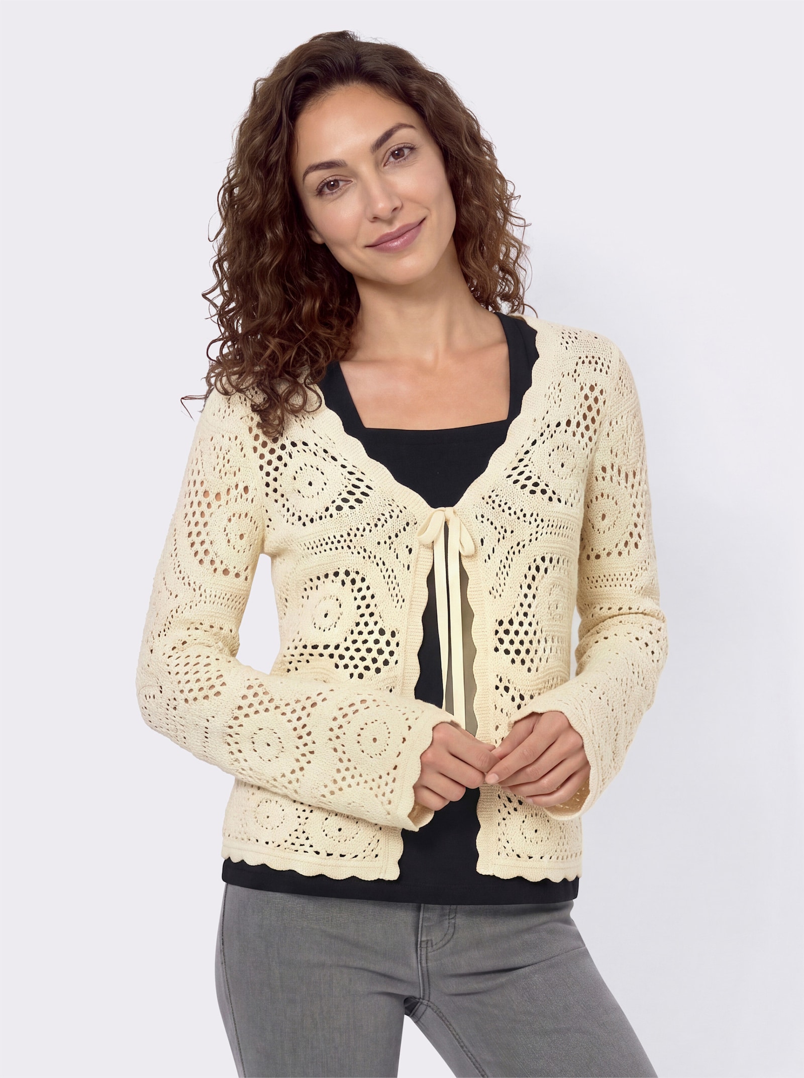 Strickjacke mit gewellten Abschlüssen - champagner