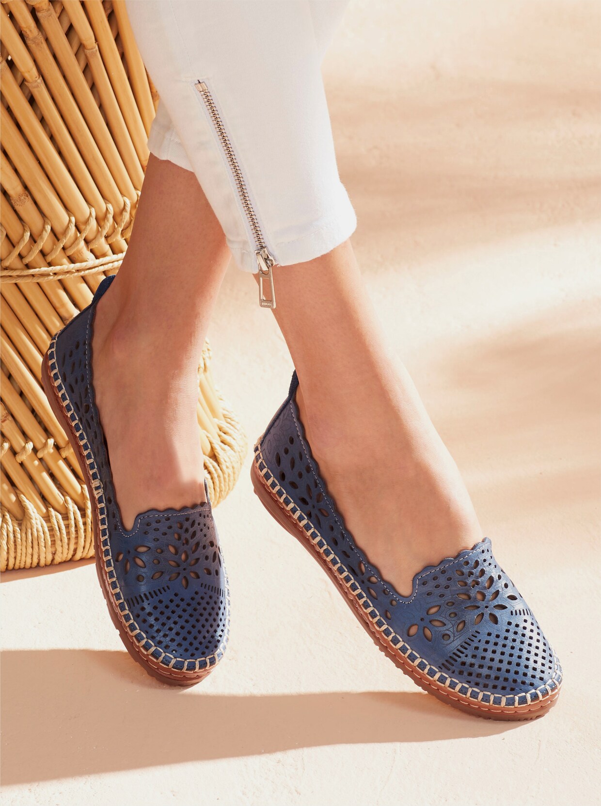 Andrea Conti Slipper - blau