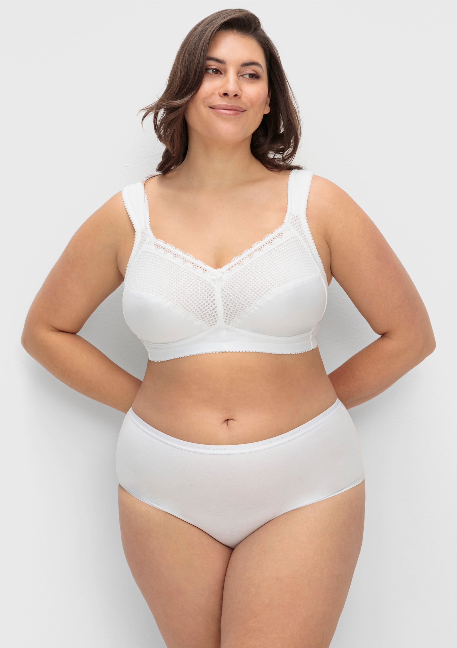 Taillenslip mit Elastik-Abschlüssen - weiß