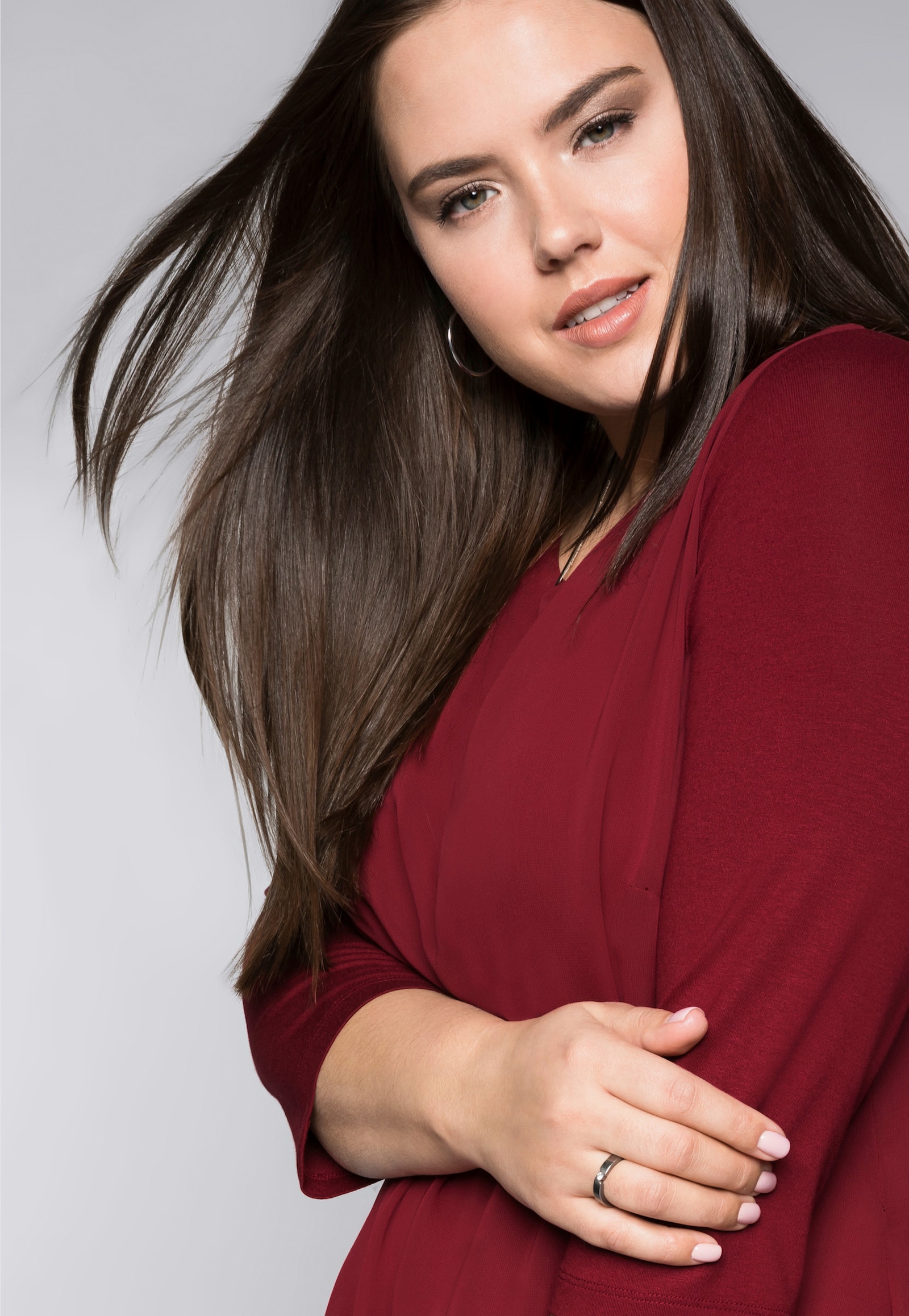 sheego Blouseshirt met puntige zoom - robijnrood