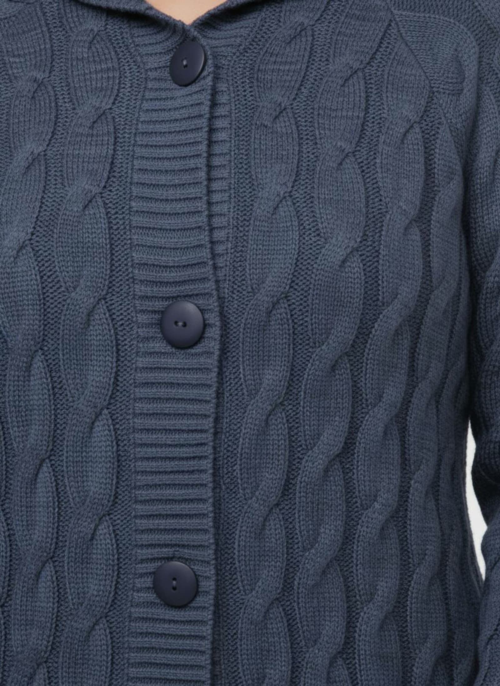 Longstrickjacke mit Zopf-Strickmuster - rauchblau