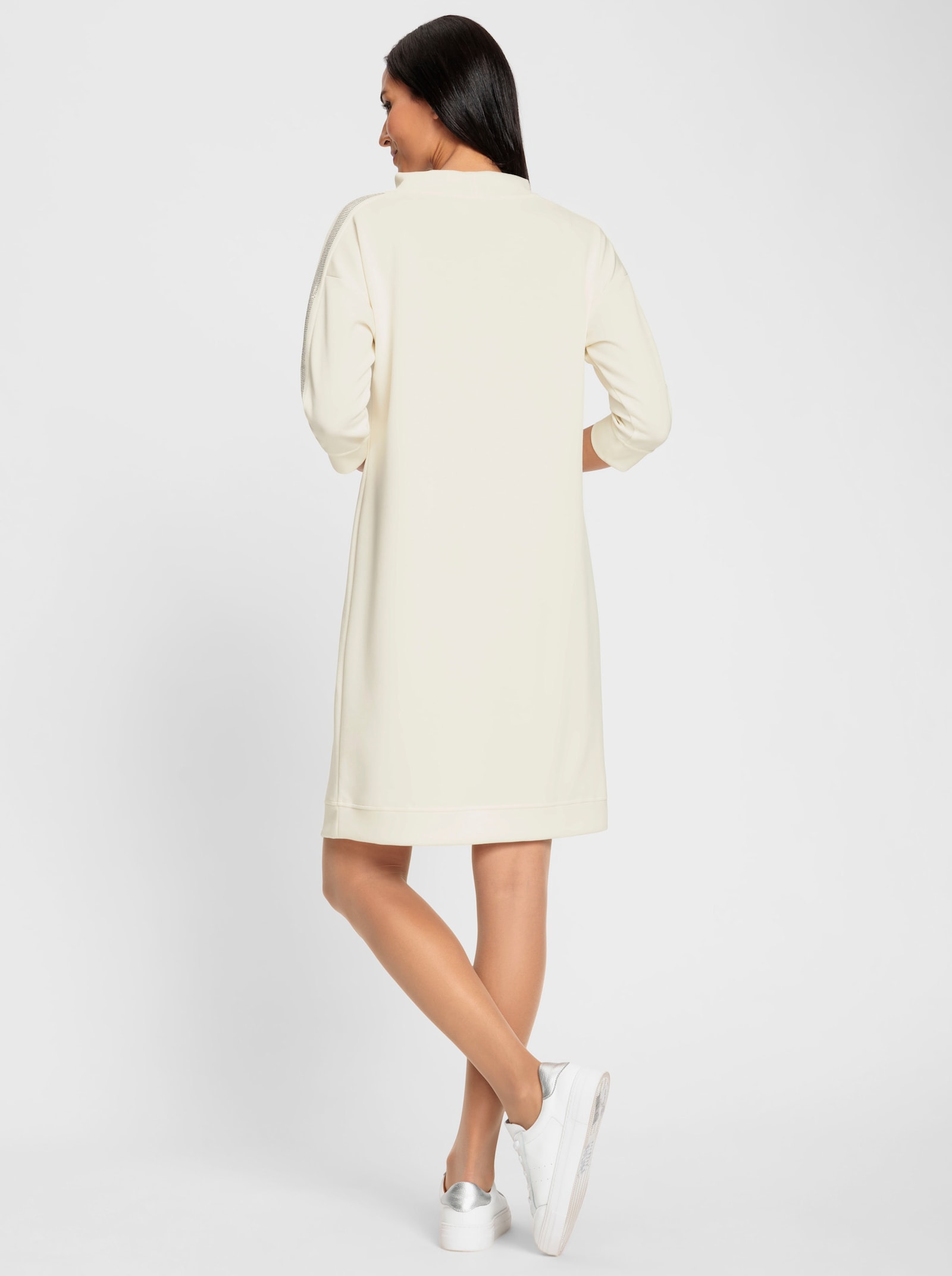 heine Freizeitkleid mit Glitzerstein-Applikation - champagner