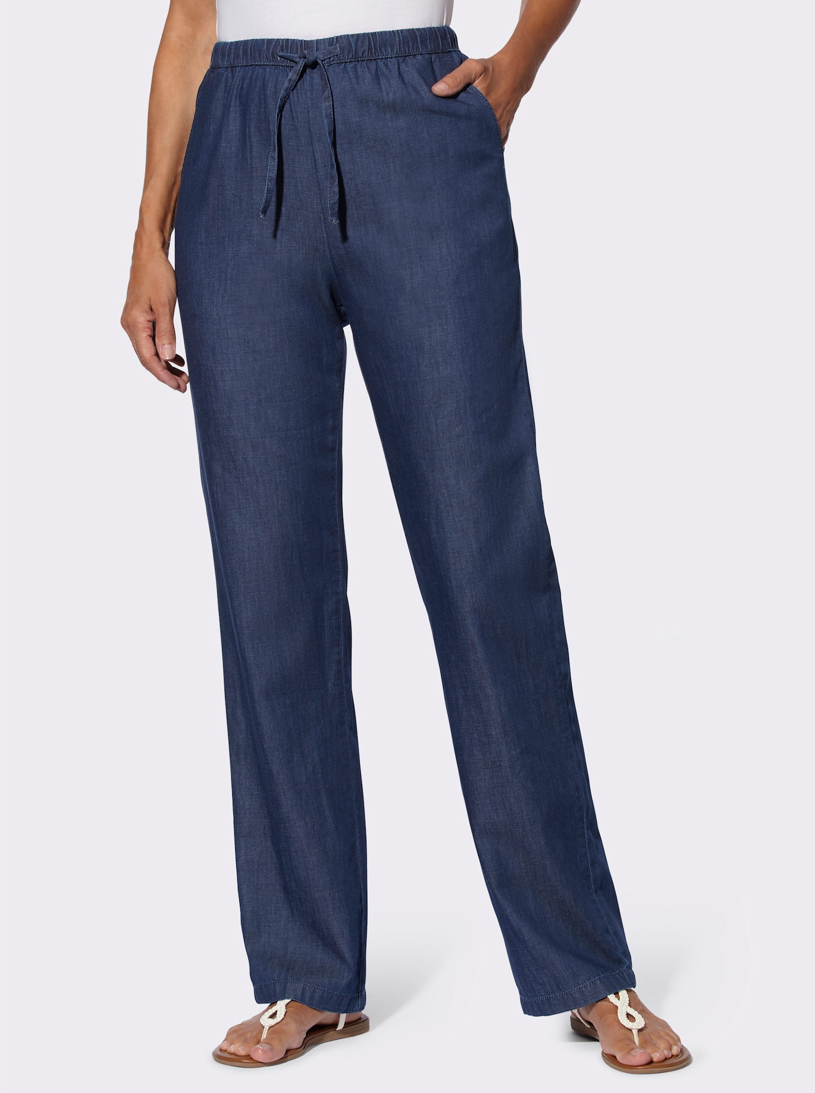 Jeans mit weitem Bein - blue-stone-washed