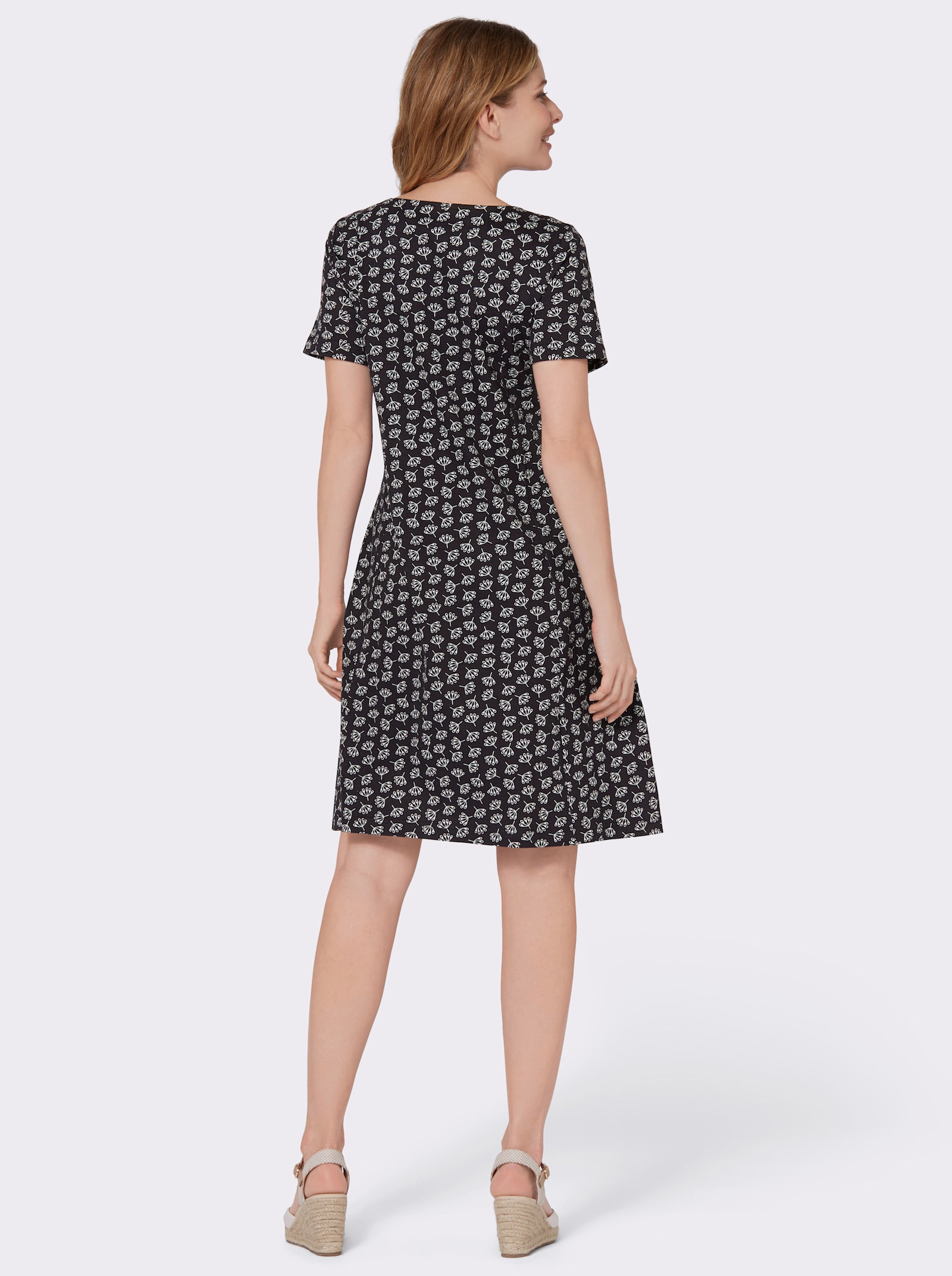 Jerseykleid im Minimal-Dessin - marine-ecru-bedruckt