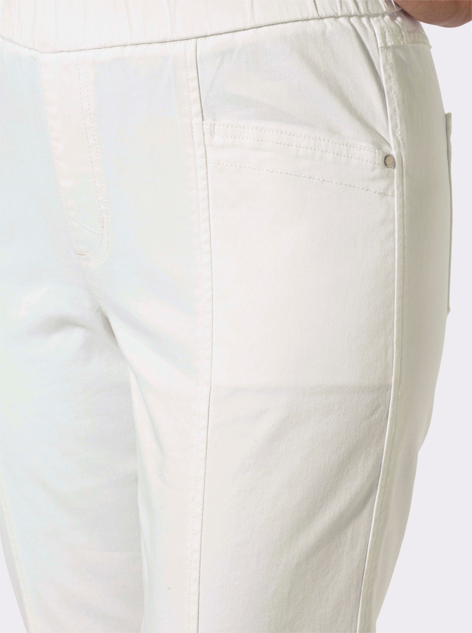 Schlupfjeans mit Stretch-Anteil - weiß