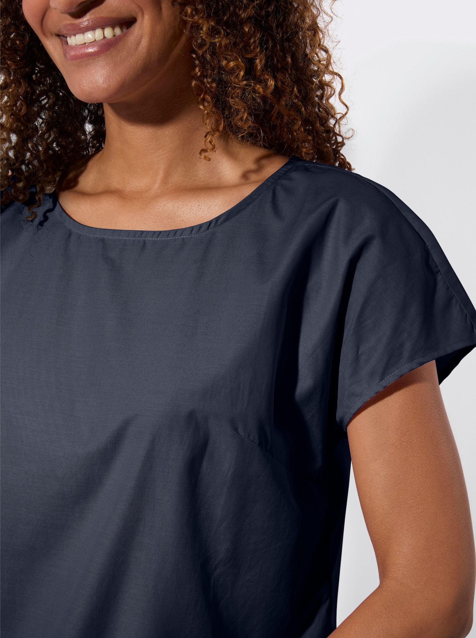 Baumwollbluse mit überschnittenen Schultern - marine