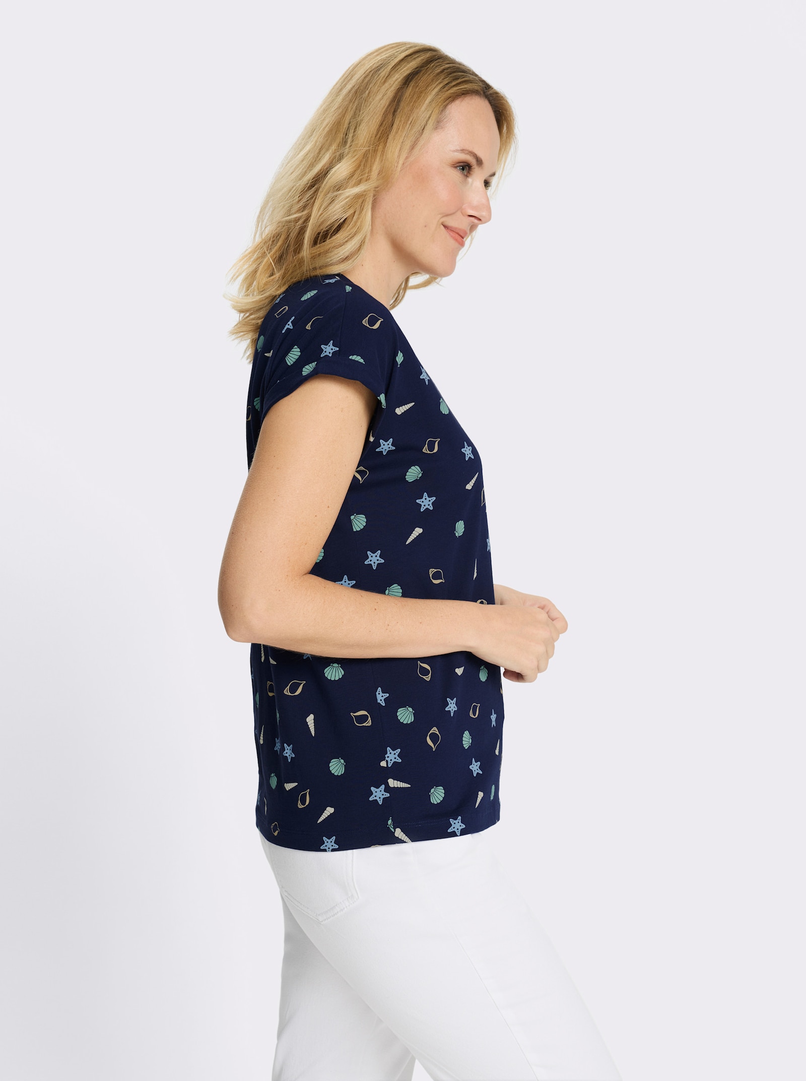 Rundhalsshirt mit maritimem Druckmuster - marine-beige-bedruckt