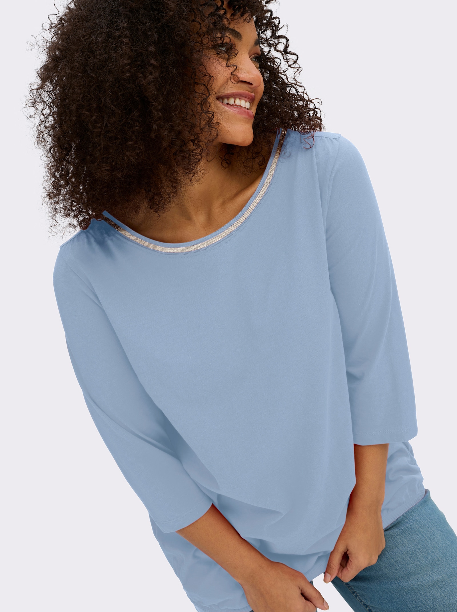 sheego 3/4-Arm-Shirt mit Glitzergarn am Ausschnitt - eisblau