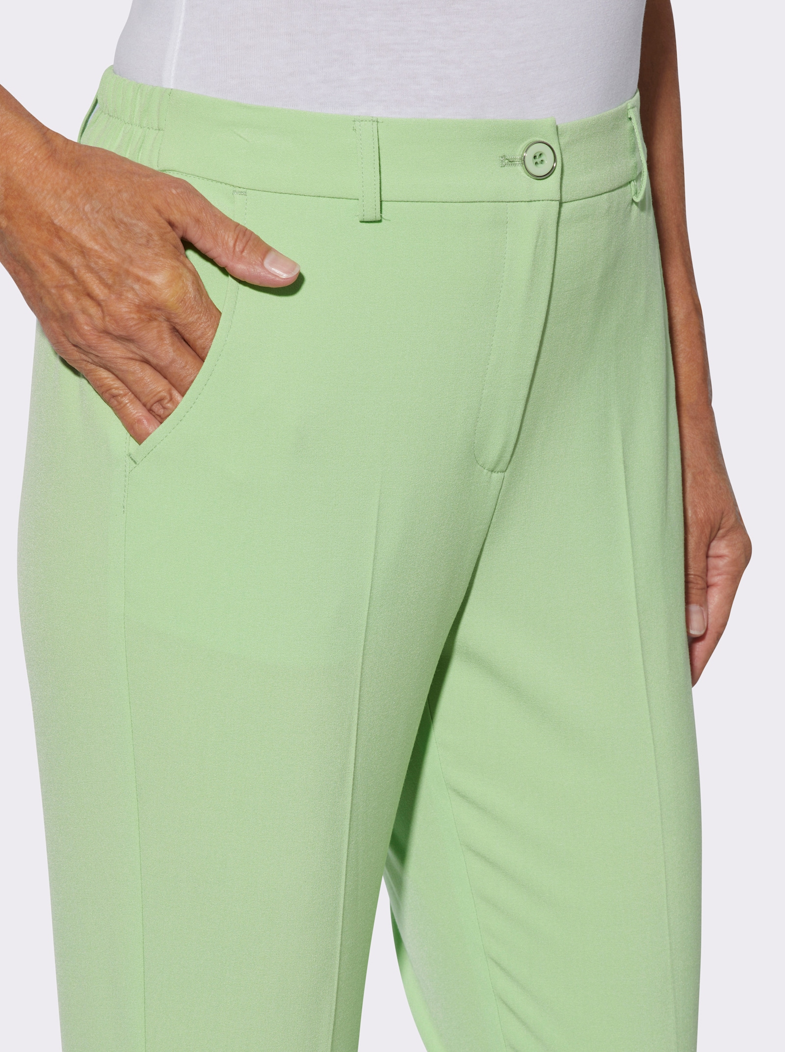 Stoffhose mit fixiertem Beinaufschlag - reseda