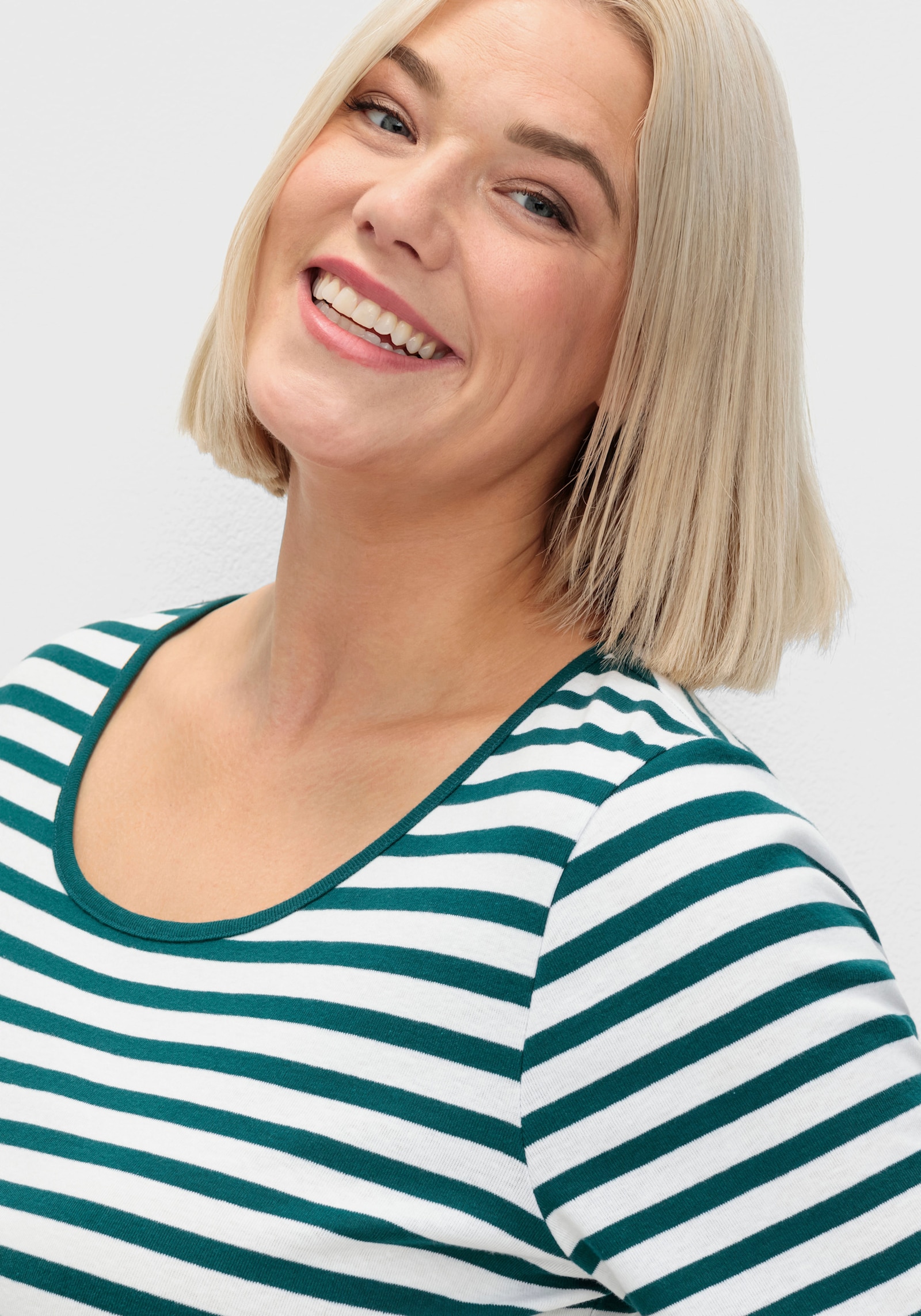 sheego Streifenshirt mit Rundhalsausschnitt - petrol-weiß