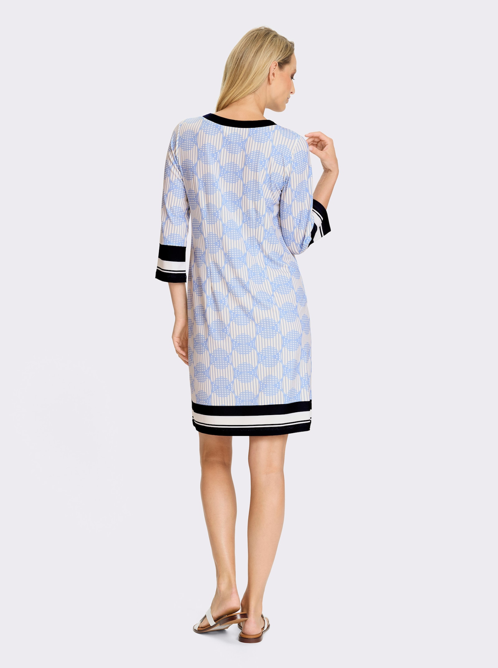 heine Jerseykleid mit abstraktem Dessin - eisblau-ecru-bedruckt