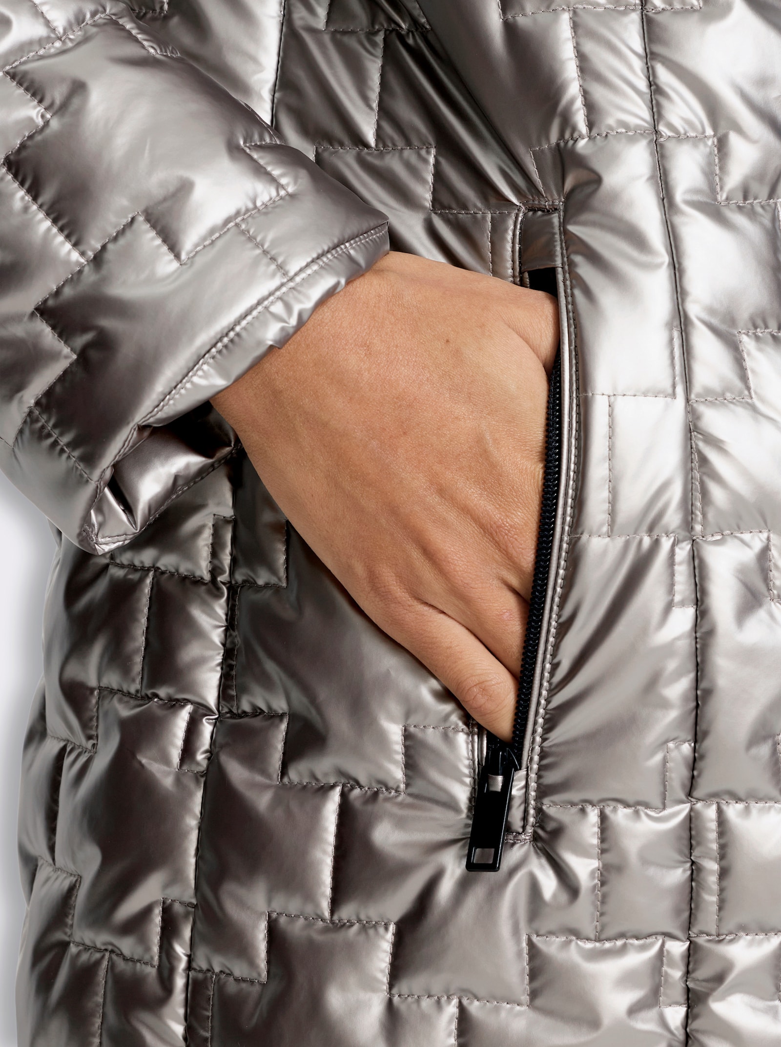 heine Steppmantel in Glanz-Optik - taupe