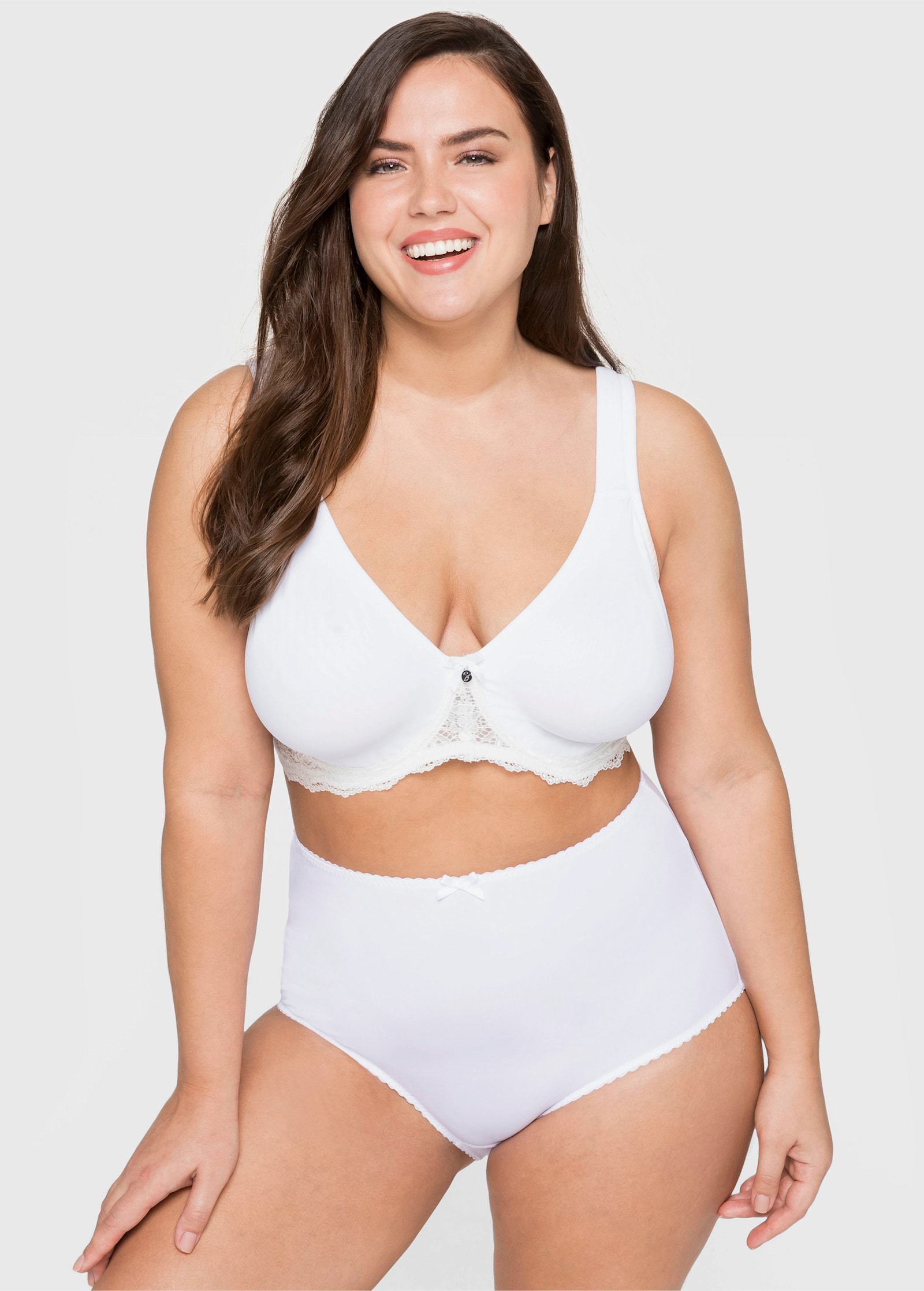 sheego Bügel-BH mit nahtlosen Cups - weiss