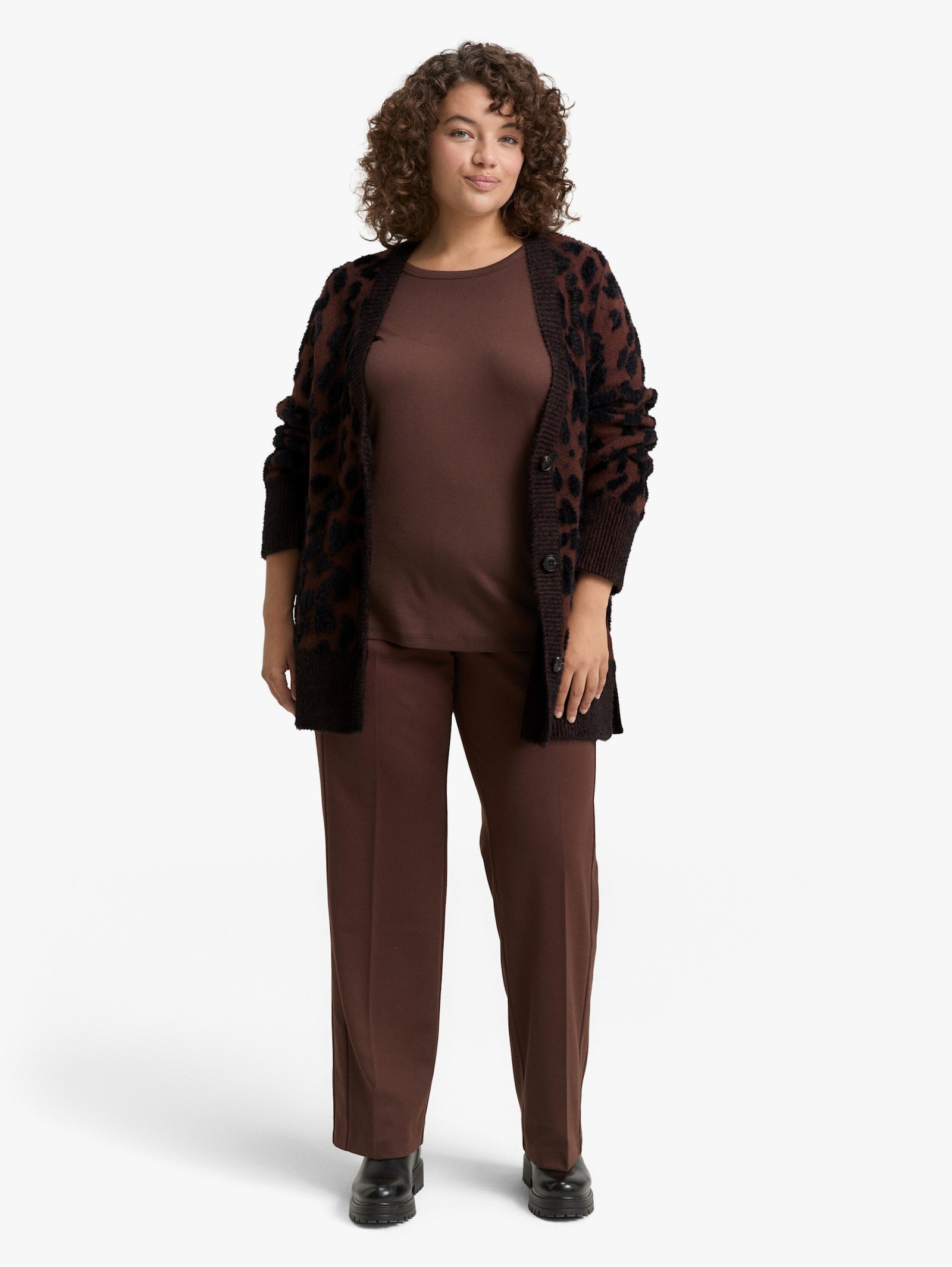 Cardigan - big brown leo design