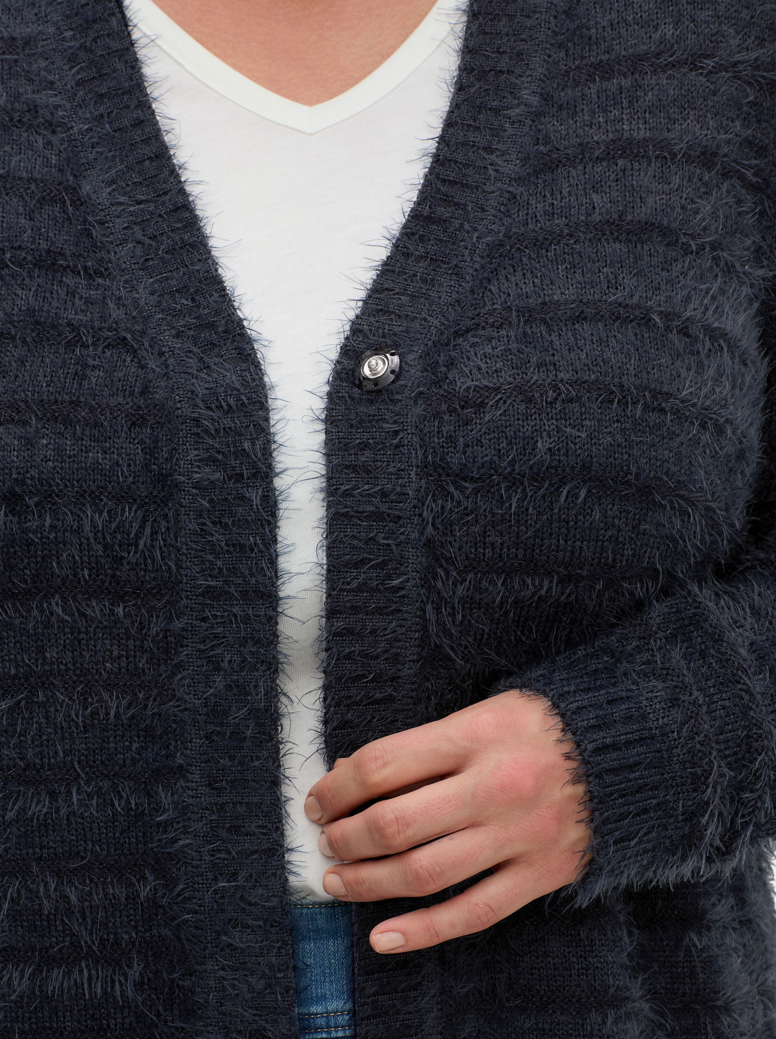 sheego Strickjacke in langer Form mit Druckknopf - tiefblau