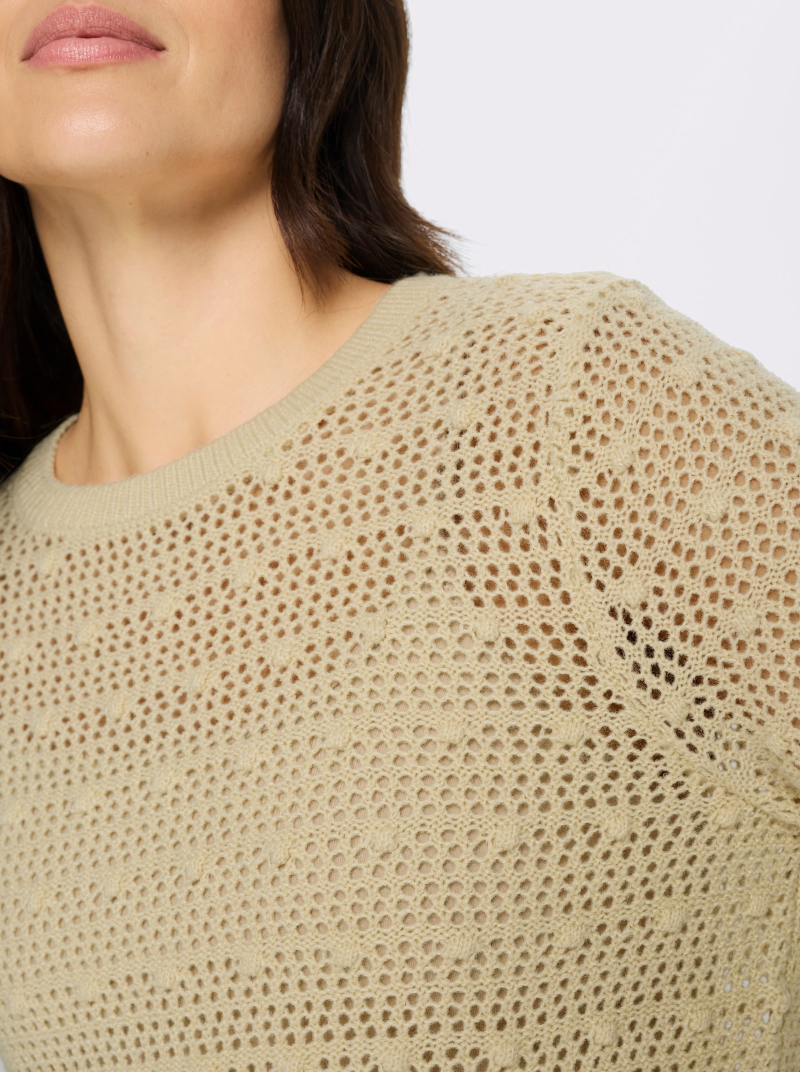 Ajourpullover mit eingestrickten Punkten - sand