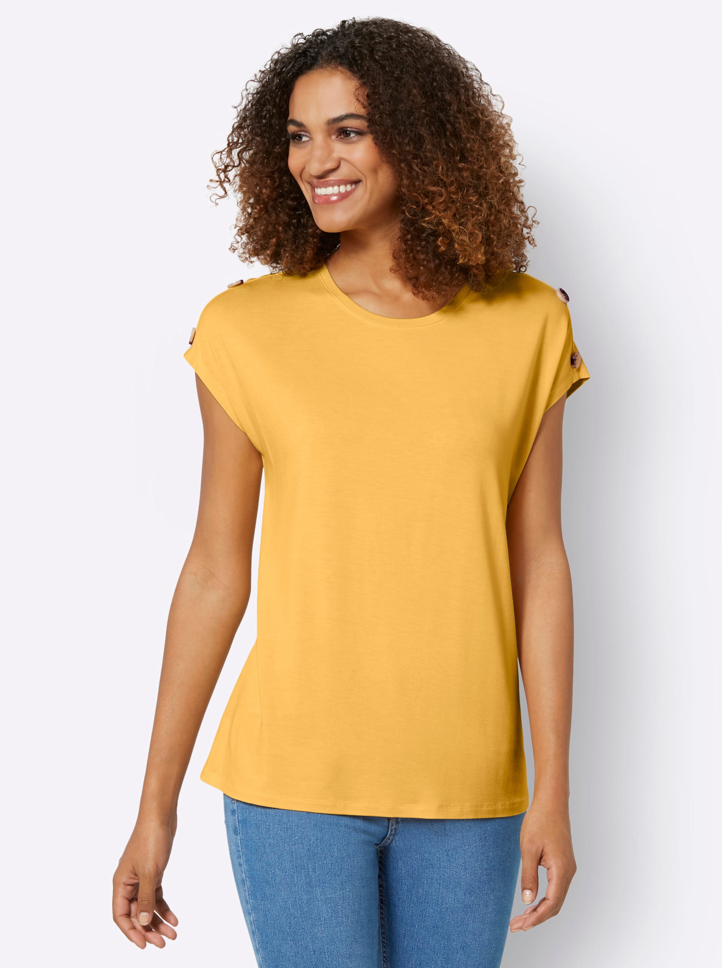 Kurzarm Shirt günstig Kaufen-Kurzarmshirt in gelb von heine. Kurzarmshirt in gelb von heine <![CDATA[Weich fließendes Shirt  in trageangenehmer Viskose-Stretch-Qualität. Mit eingefasstem Rundhals-Ausschnitt und Zierknöpfen in Horn-Optik an den überschnittenen Schultern. Single-Je