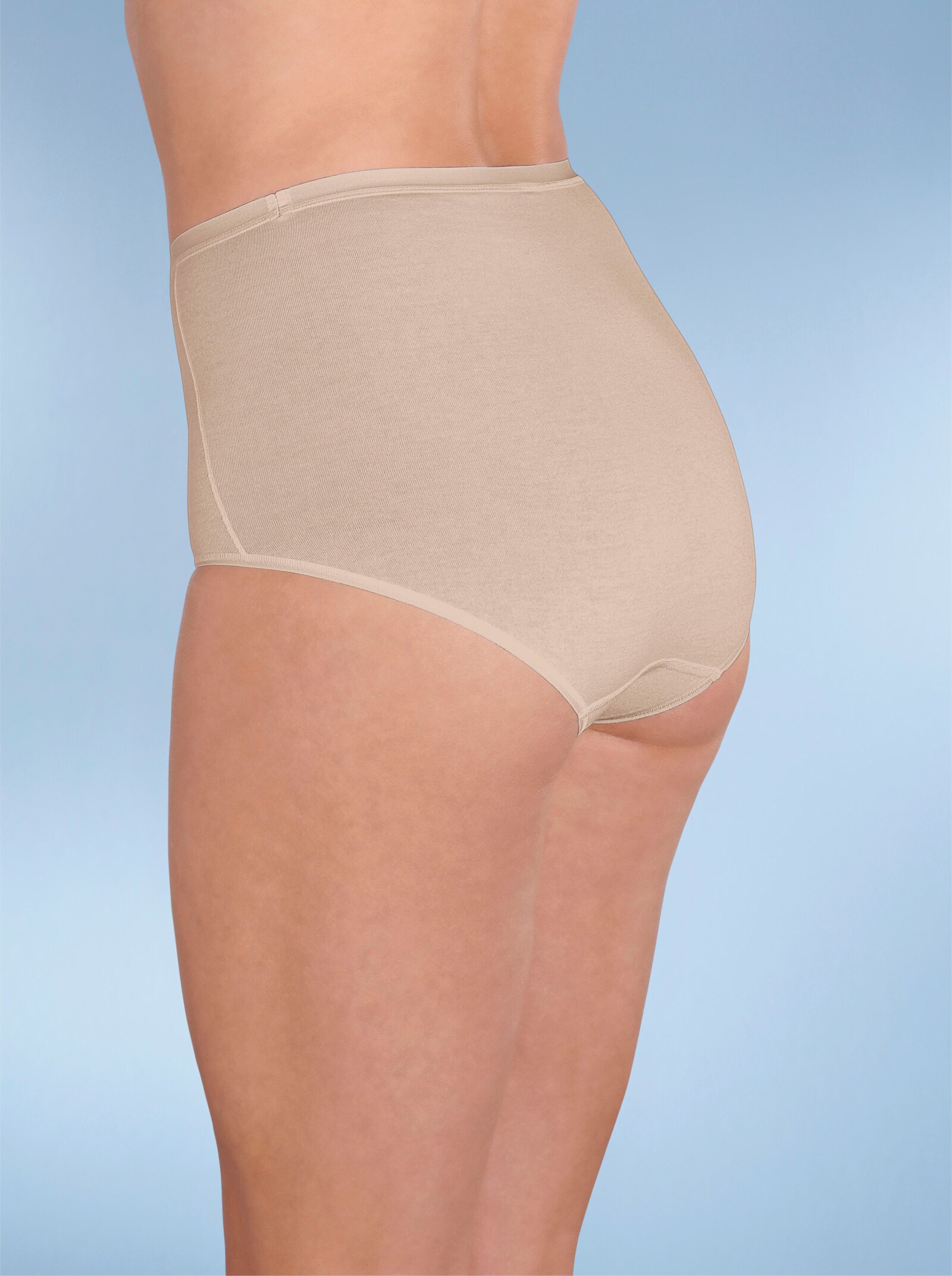 Nina von C. Taillenslip mit angenähtem Gummi am Bund - elfenbein