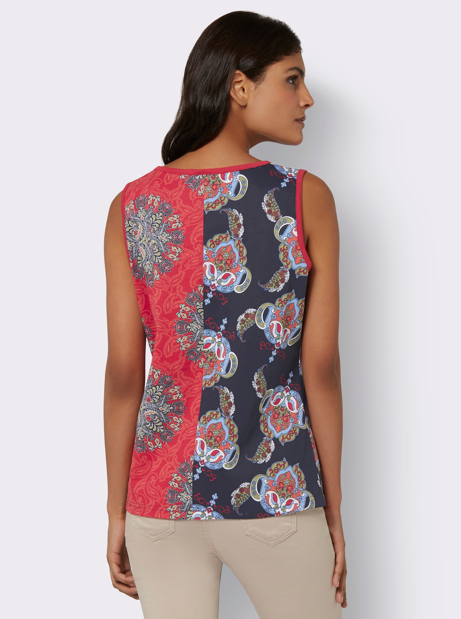 Top patchworkového vzhledu - námořnická modrá-červená-vzor