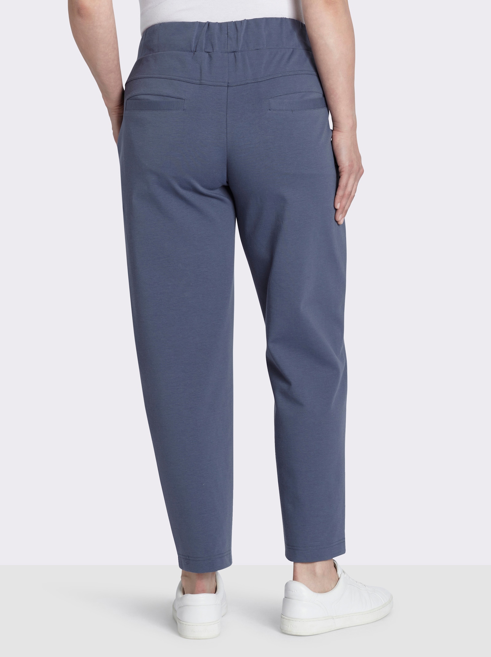 sheego Jogg Pants mit schmalem Bein - rauchblau