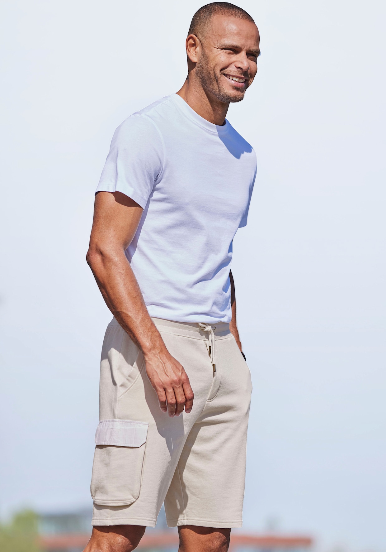 AUTHENTIC LE JOGGER Sweatshort - crème