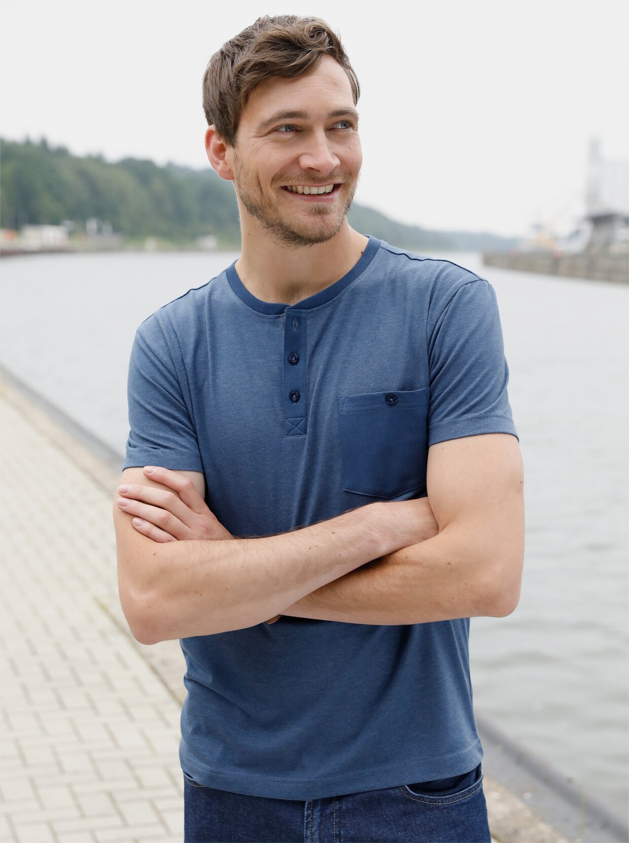 Catamaran Kurzarm-Shirt - rauchblau