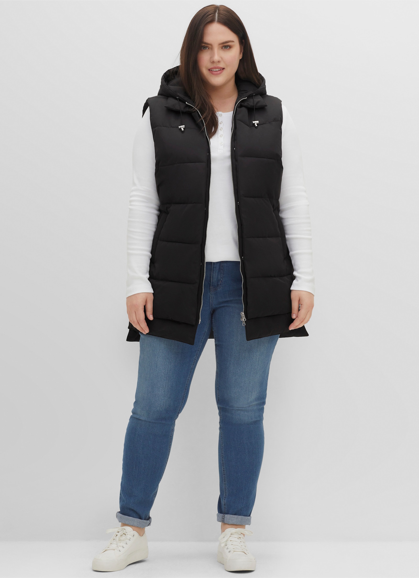 sheego Steppweste im Lagenlook - schwarz
