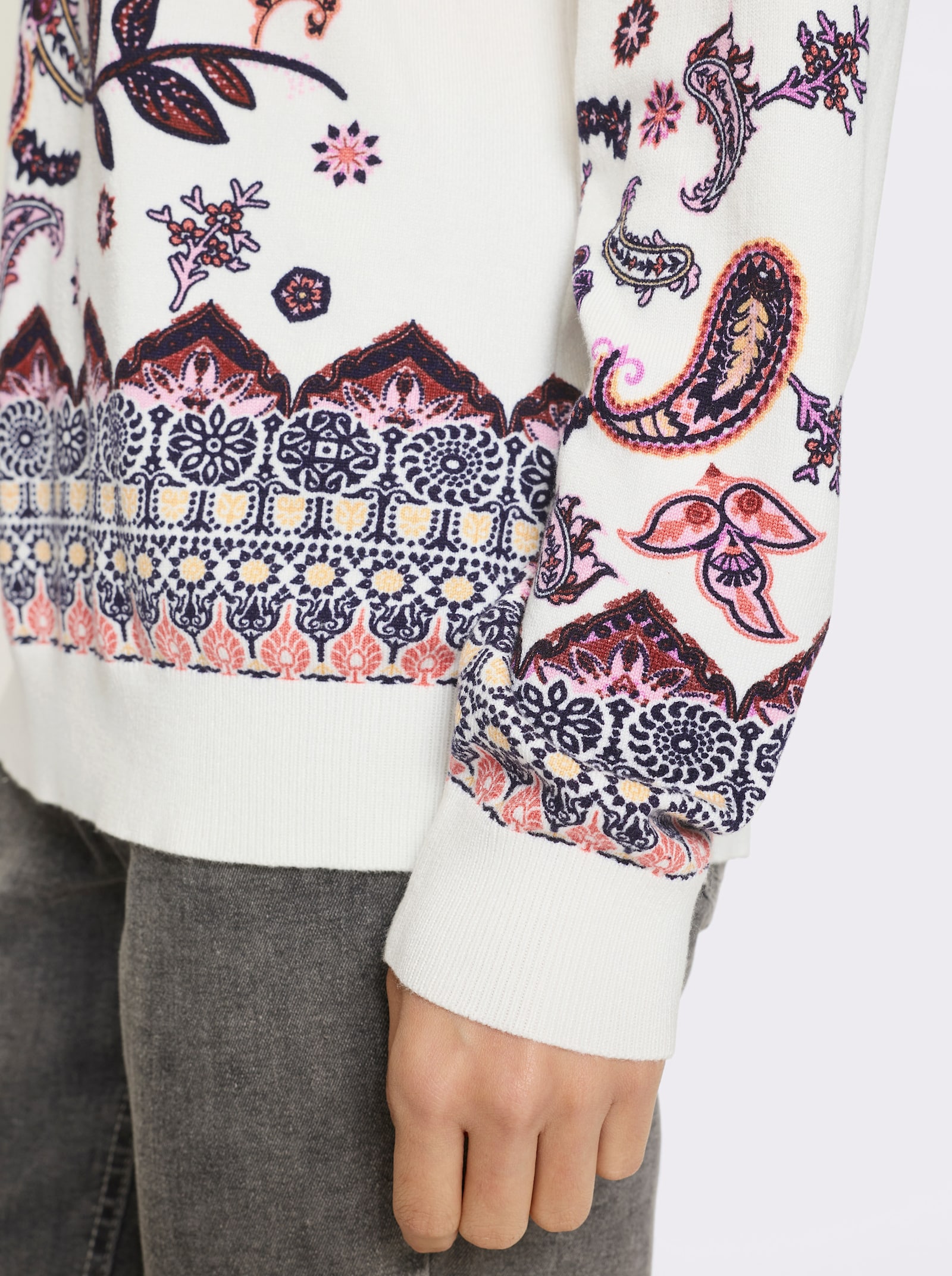 heine Feinstrickpullover mit Floral-Print - ecru-rosenholz-bedruckt