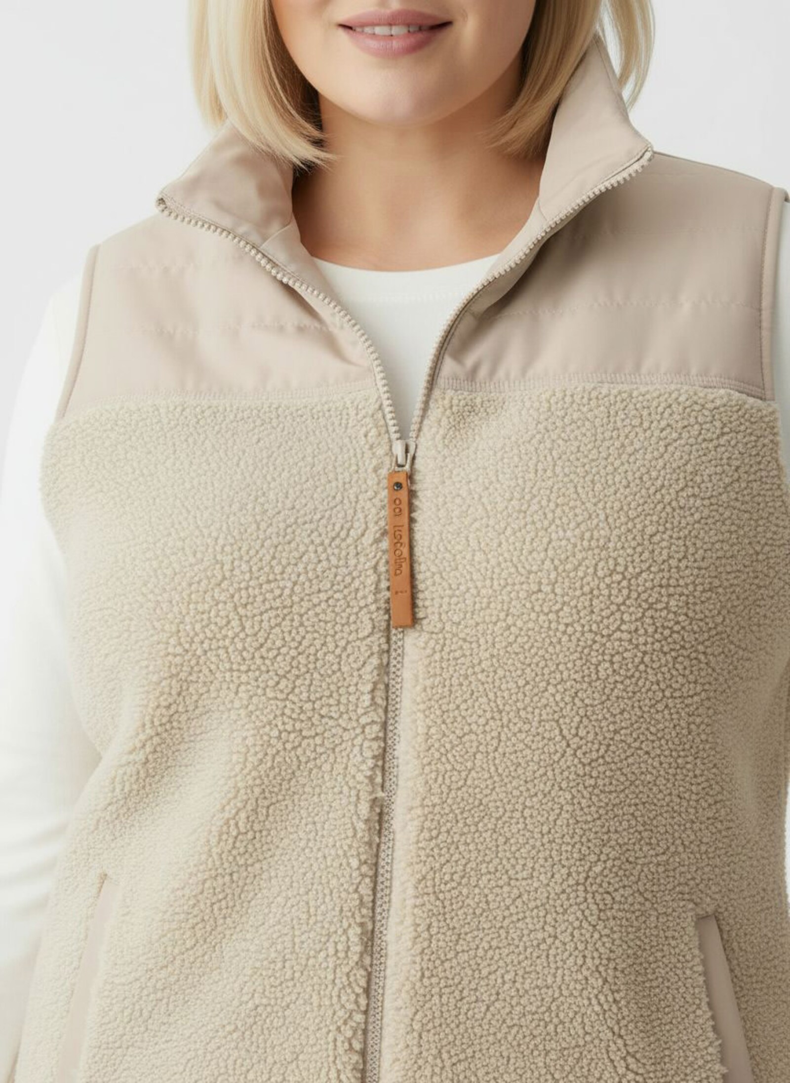 Weste mit Stehkragen - beige