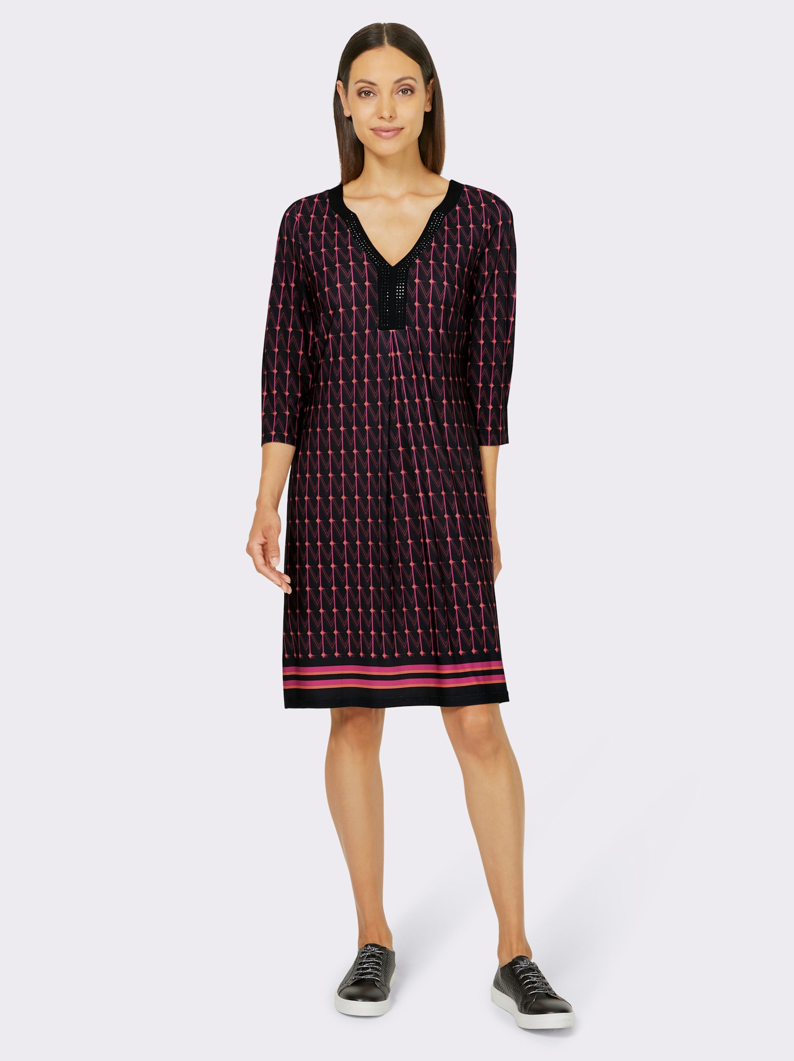 heine Jerseykleid mit Kontraststreifen - schwarz-magenta-bedruckt