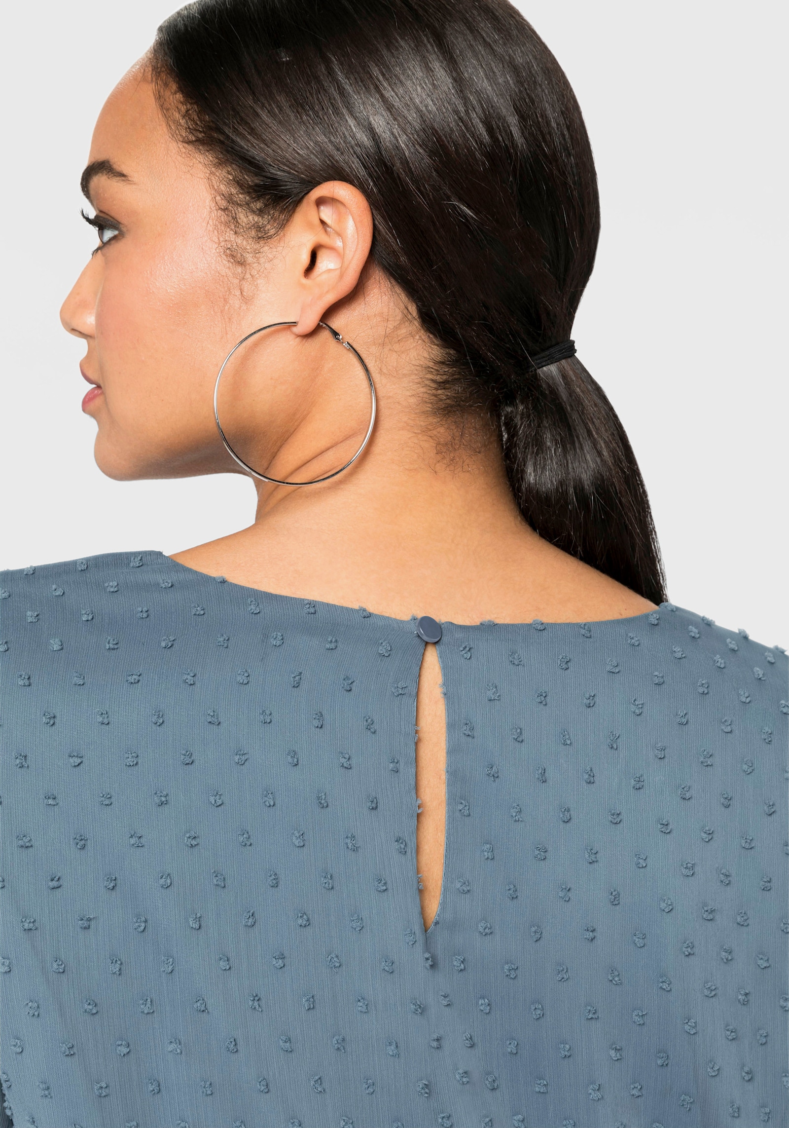 sheego Robe en mousseline avec effet 3D - bleu acier