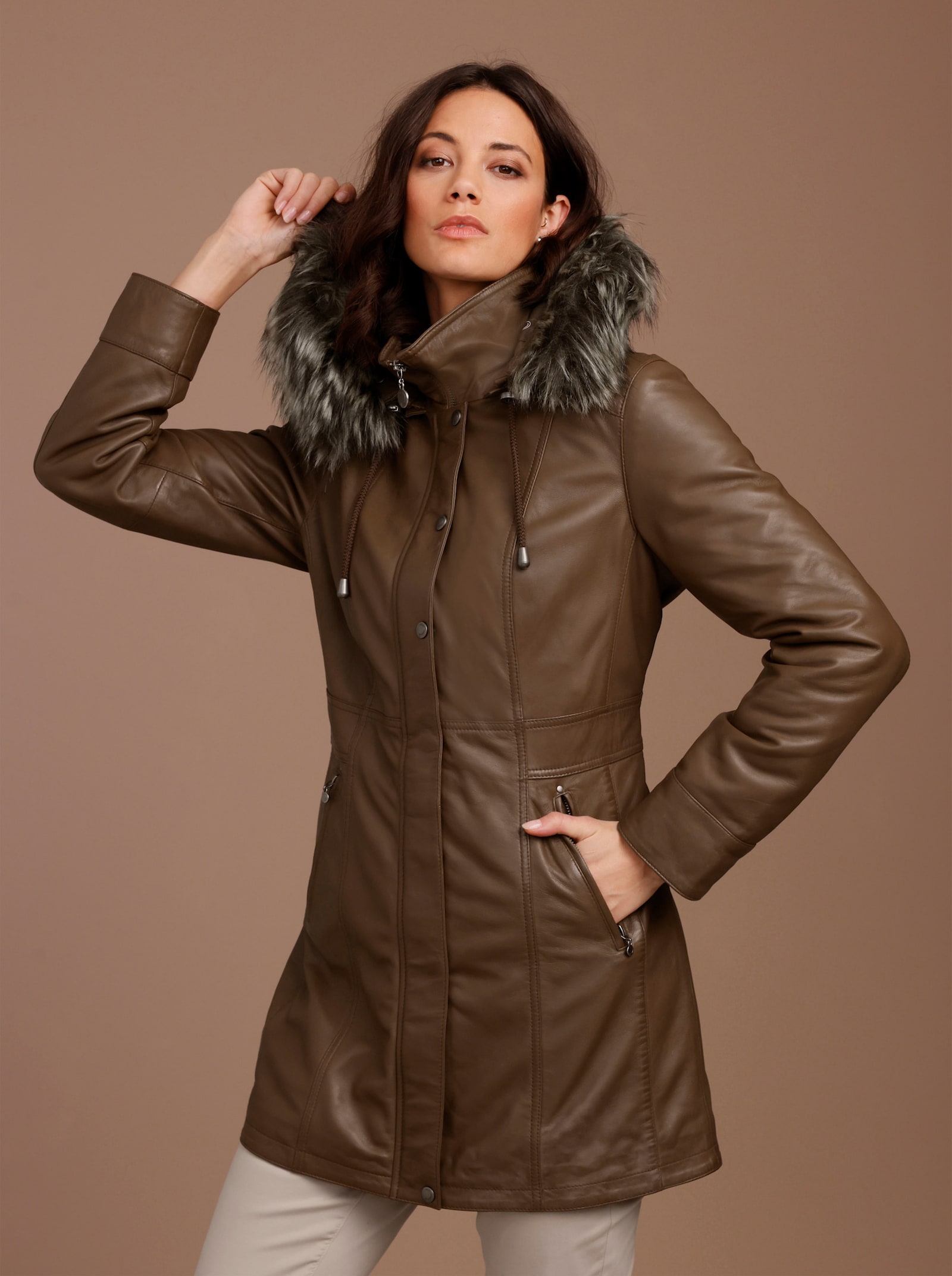 Mainpol Lederjacke mit Pelzimitat - braun