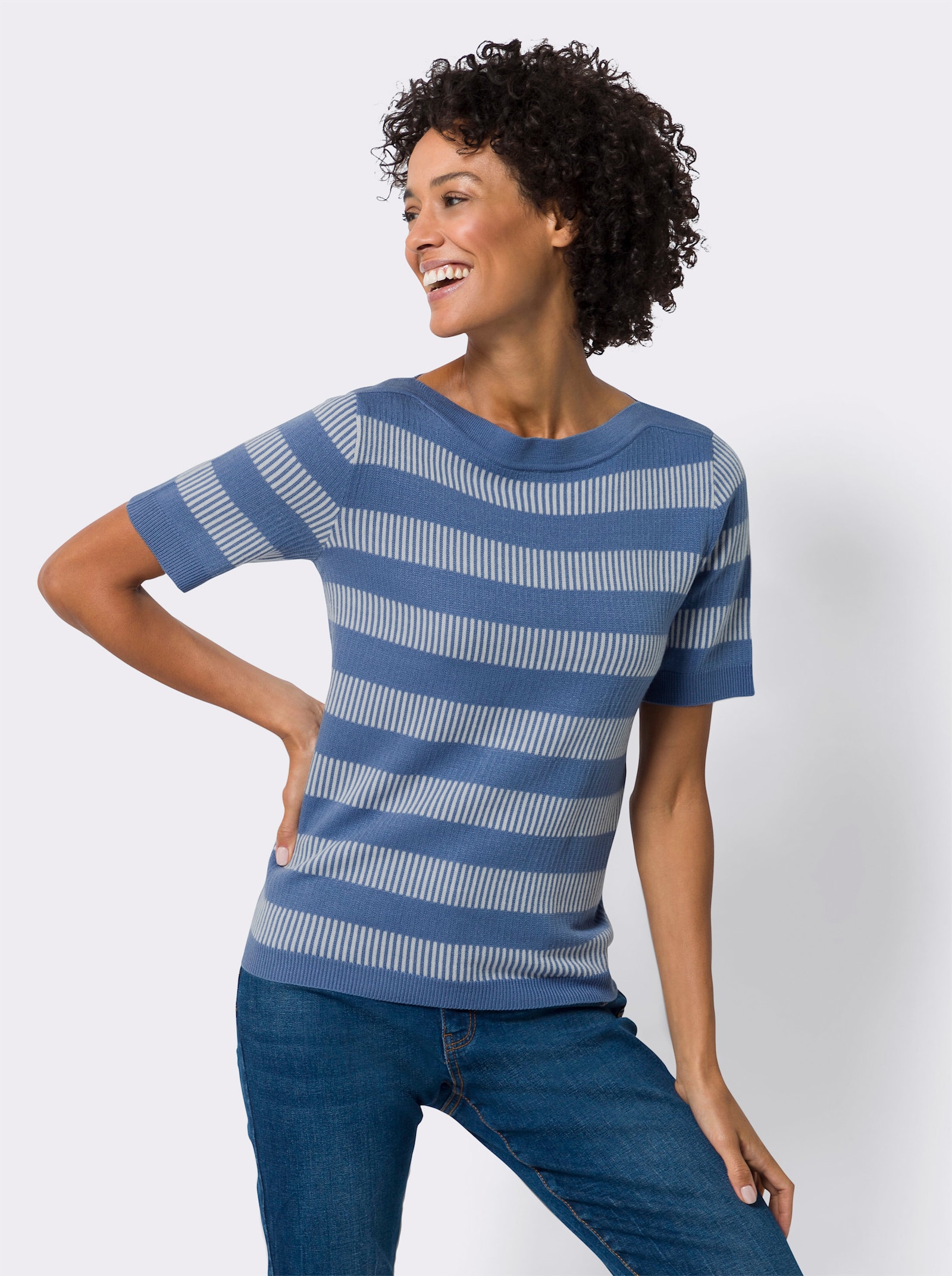 Kurzarmpullover in Jacquard-Qualität - mittelblau-ecru-gemustert