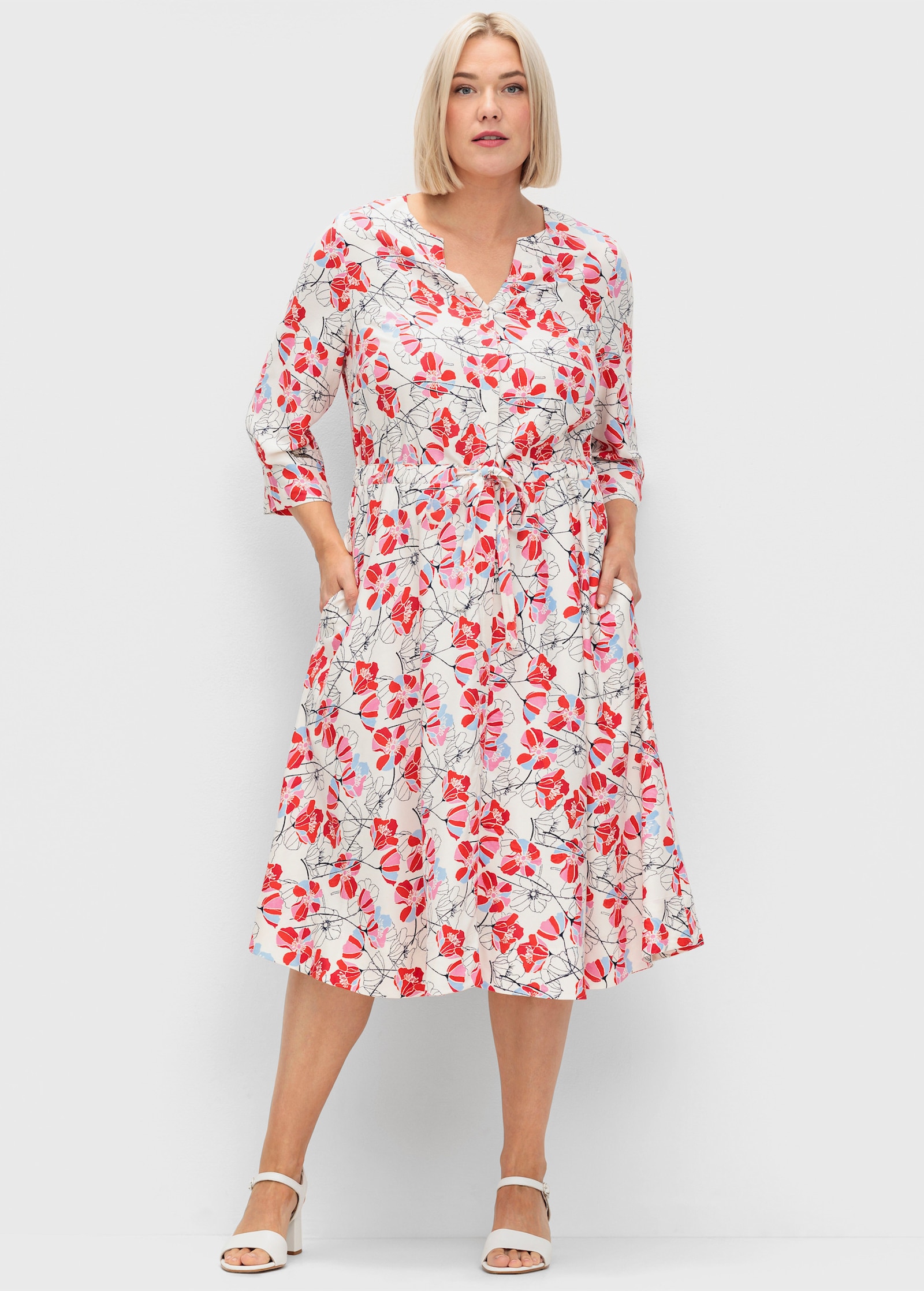 sheego Blumenkleid mit Bindeband - rosé-gemustert