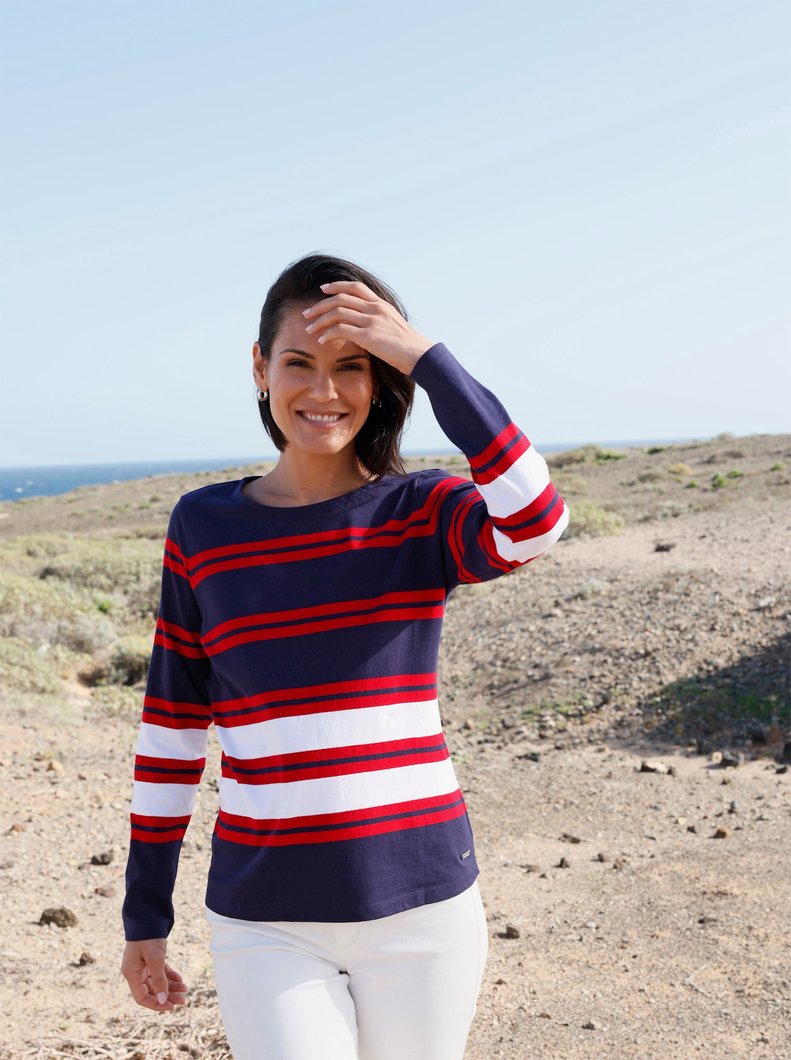 Langarmshirt im geringelten Druckmuster - marine-rot-geringelt
