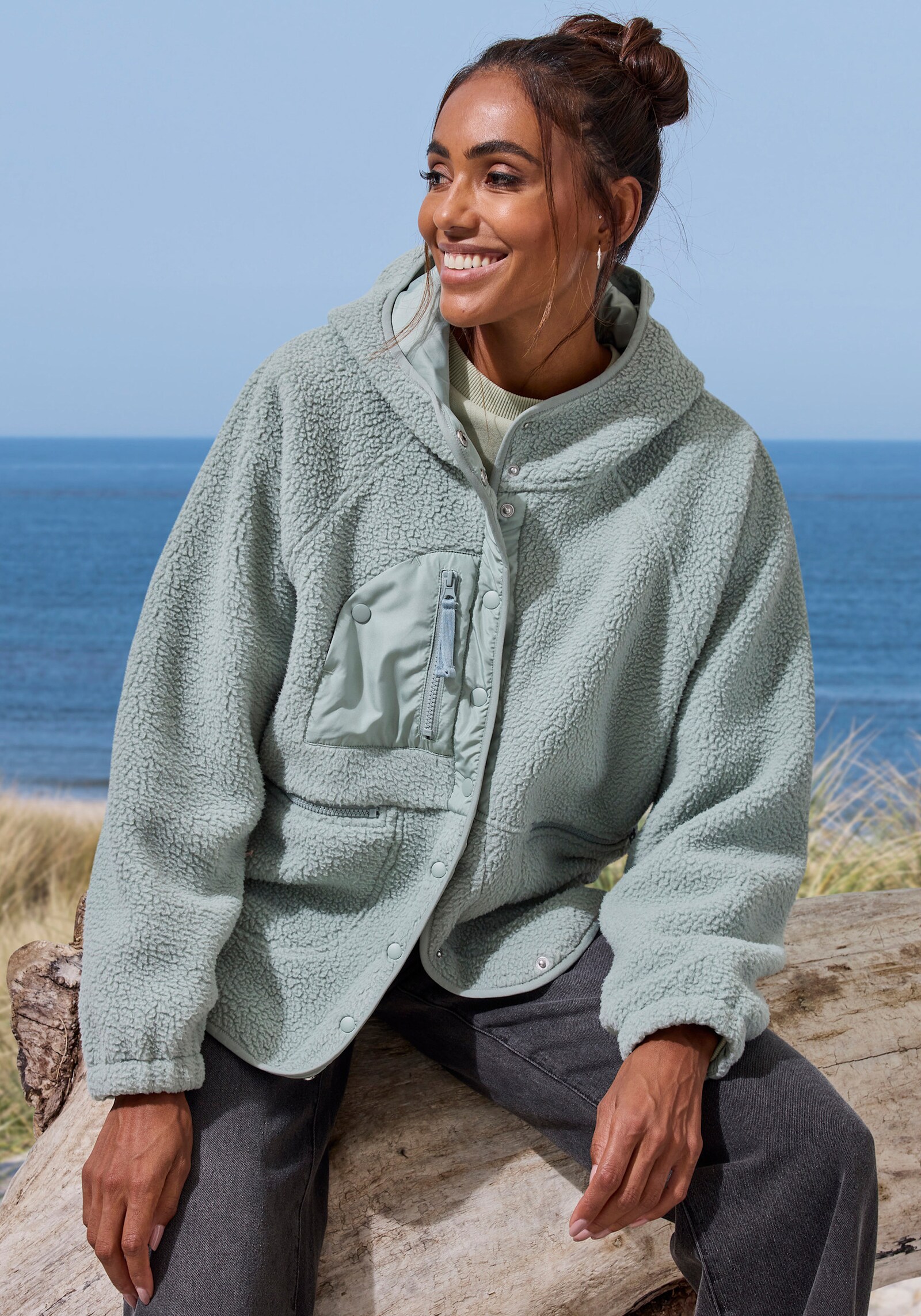Vivance Active by Lascana Fleecejacke - grün