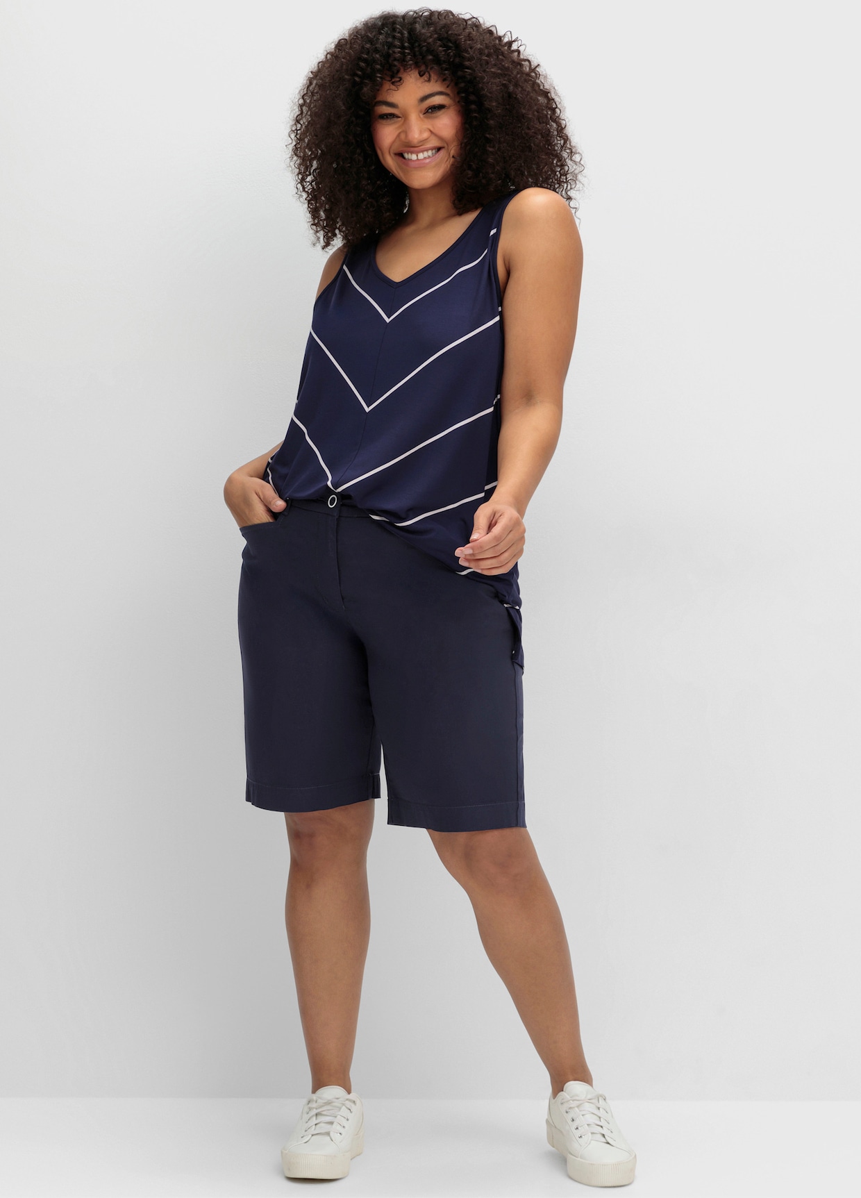 sheego Bermuda - diepblauw