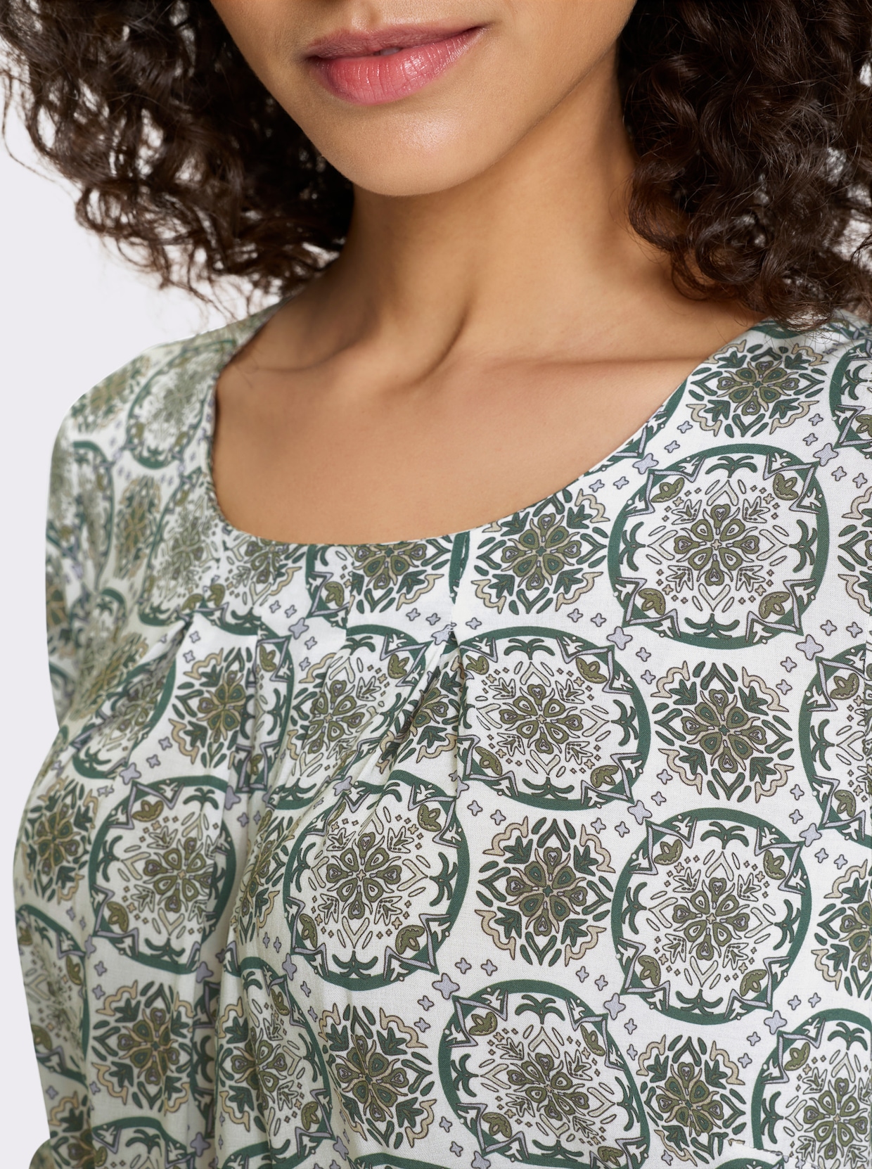 heine Druckbluse mit Faltenpartie - khaki-sand-bedruckt