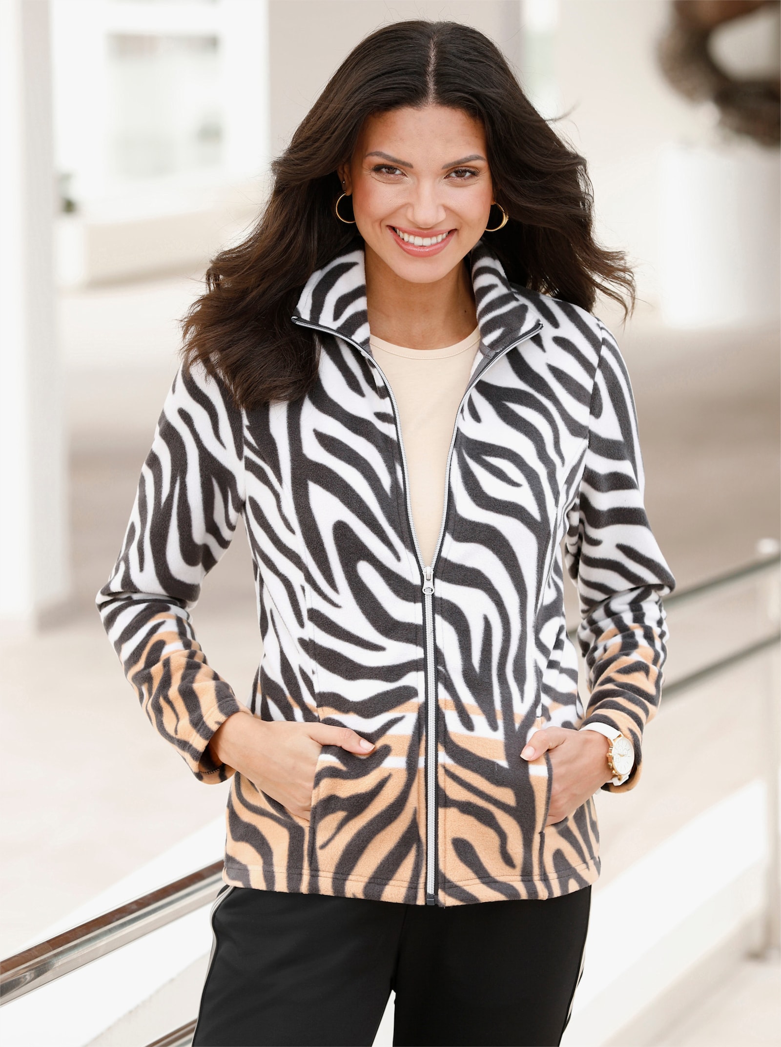 Fleecejacke mit Animal-Print - graphit-camel-bedruckt