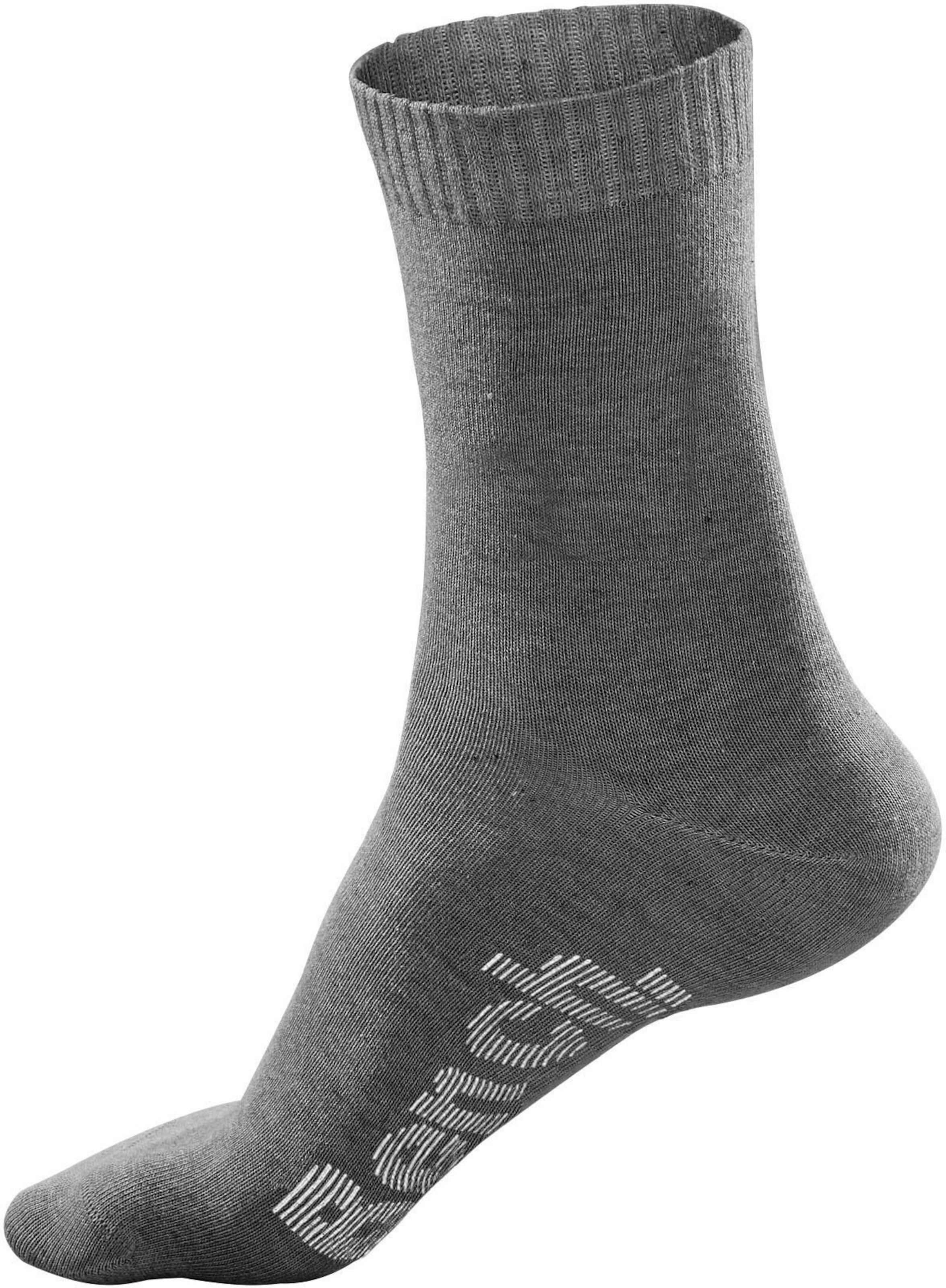 Socken Logo günstig Kaufen-Socken in grau-meliert von Bench.. Socken in grau-meliert von Bench. <![CDATA[6 Paar Unisex-Socken in der Geschenkbox. Das eingestrickte Logo in unterschiedlichen Farben erleichtert das Sortieren auch nach der Wäsche.]]>. 