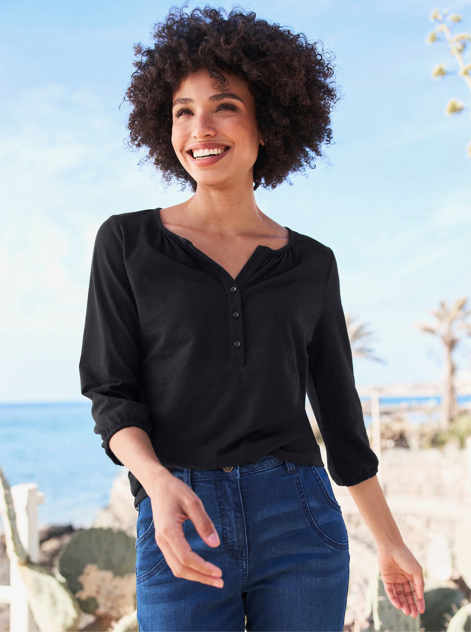 heine 3/4-Arm-Shirt mit Raffung am Ausschnitt - schwarz