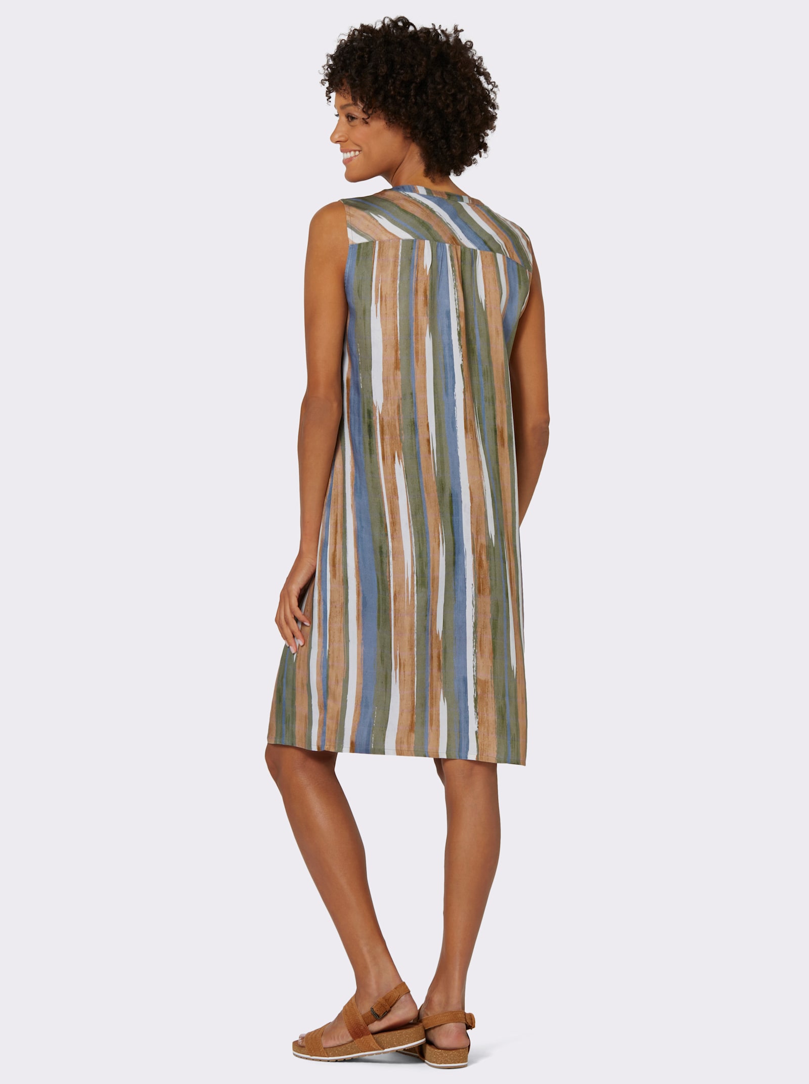 Sommerkleid mit V-Ausschnitt - khaki-camel-bedruckt