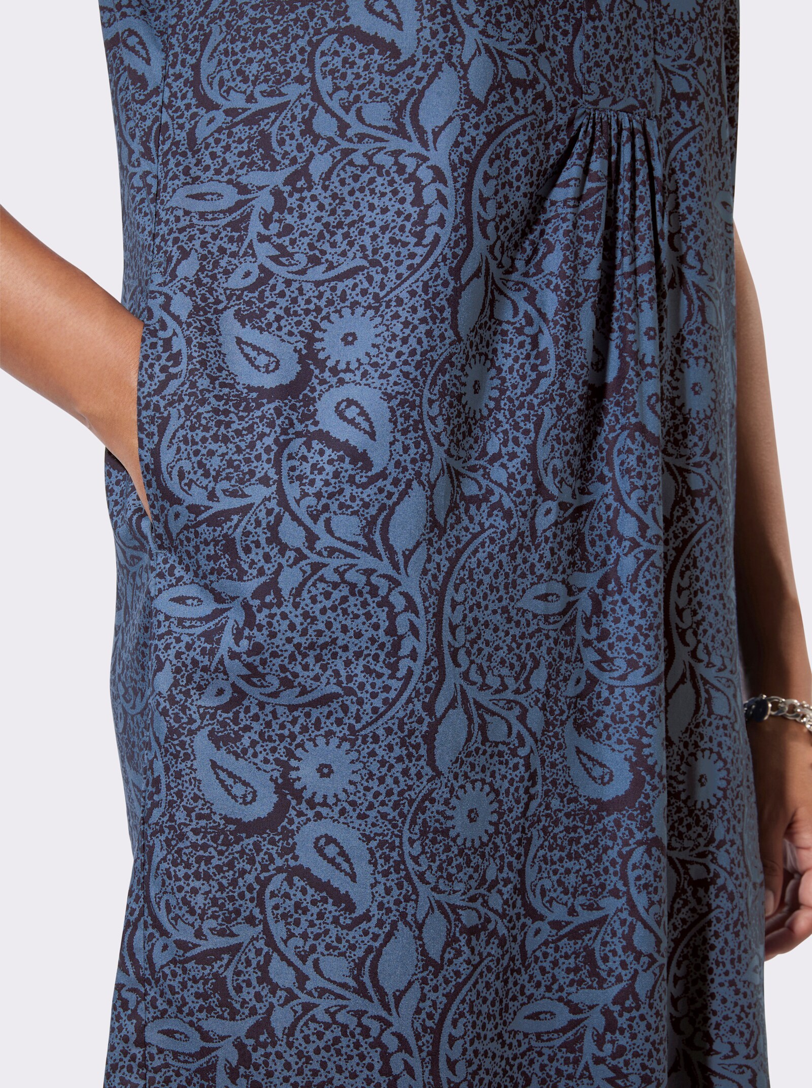 Webkleid in A-Form - jeansblau-marine-bedruckt